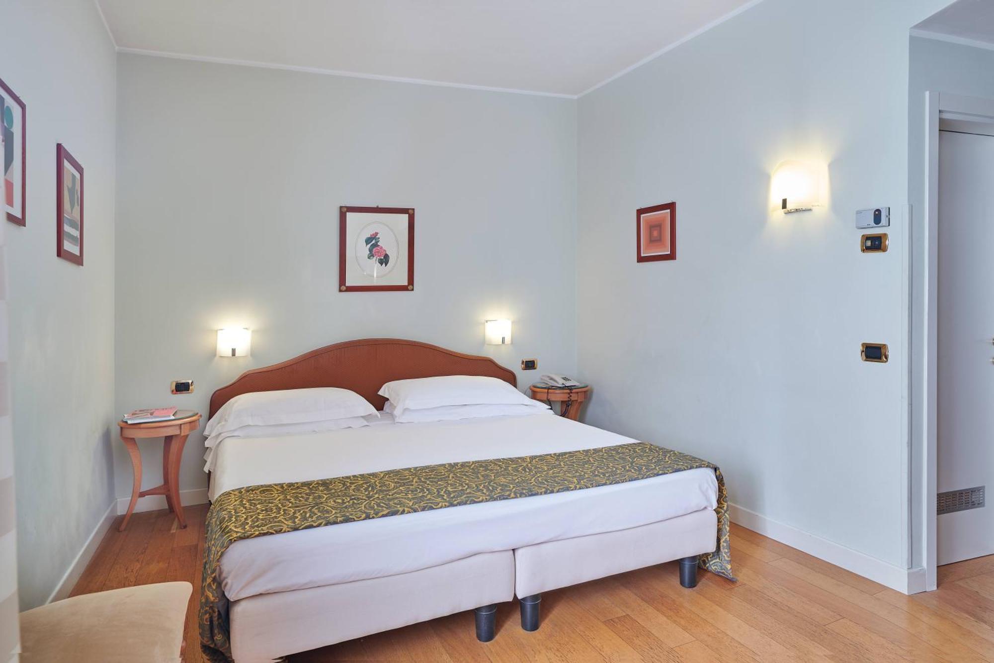 Classic Double Room