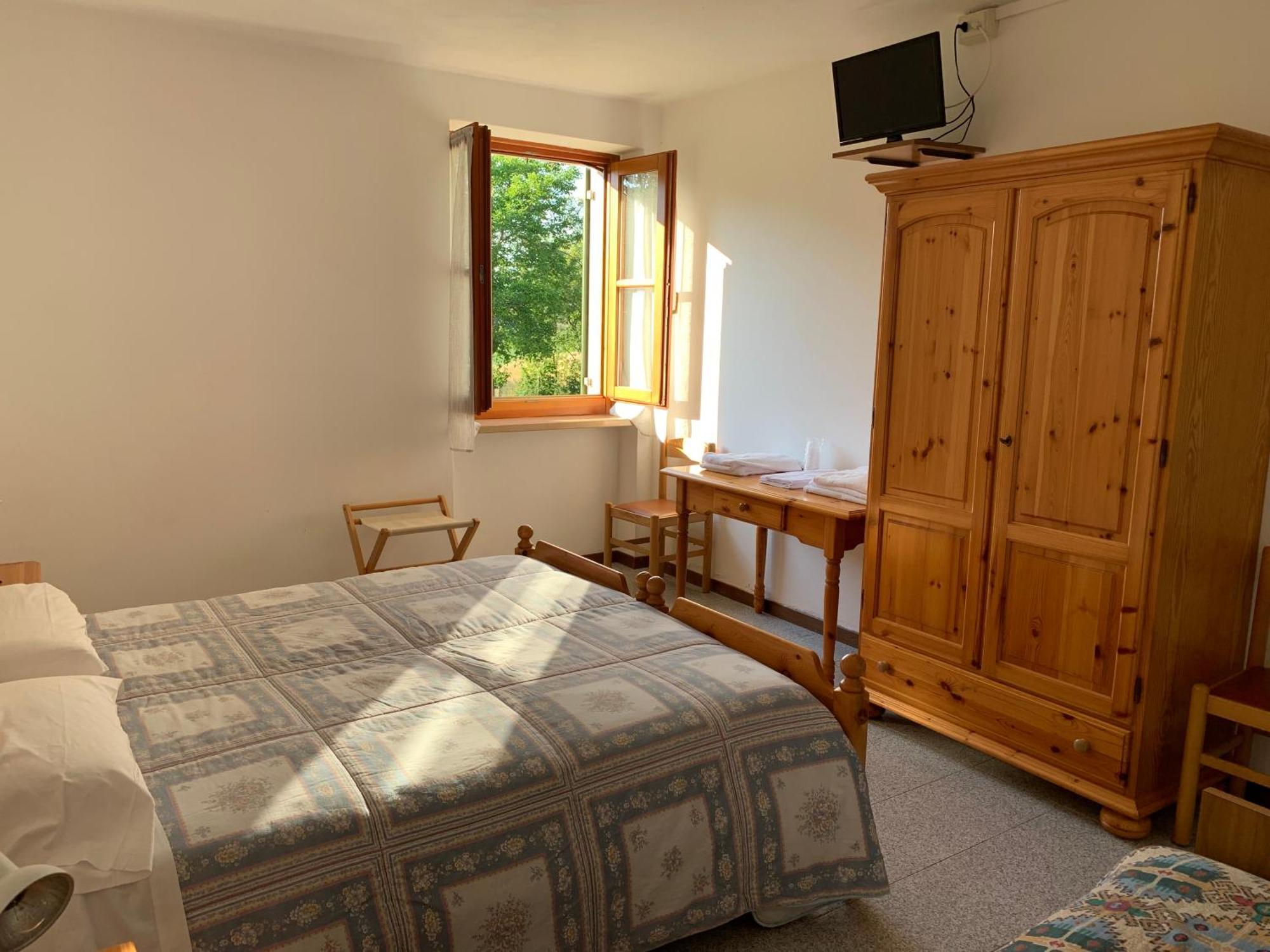 Quadruple Room with Mountain View,1559362522:JPEG