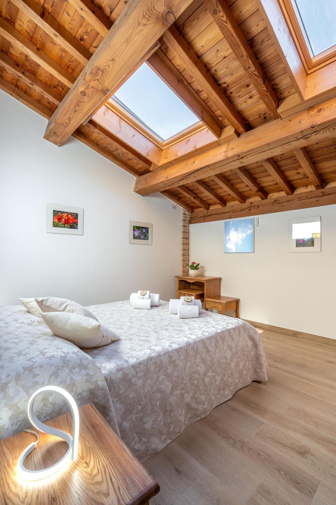 Double Room,1567250969:JPEG