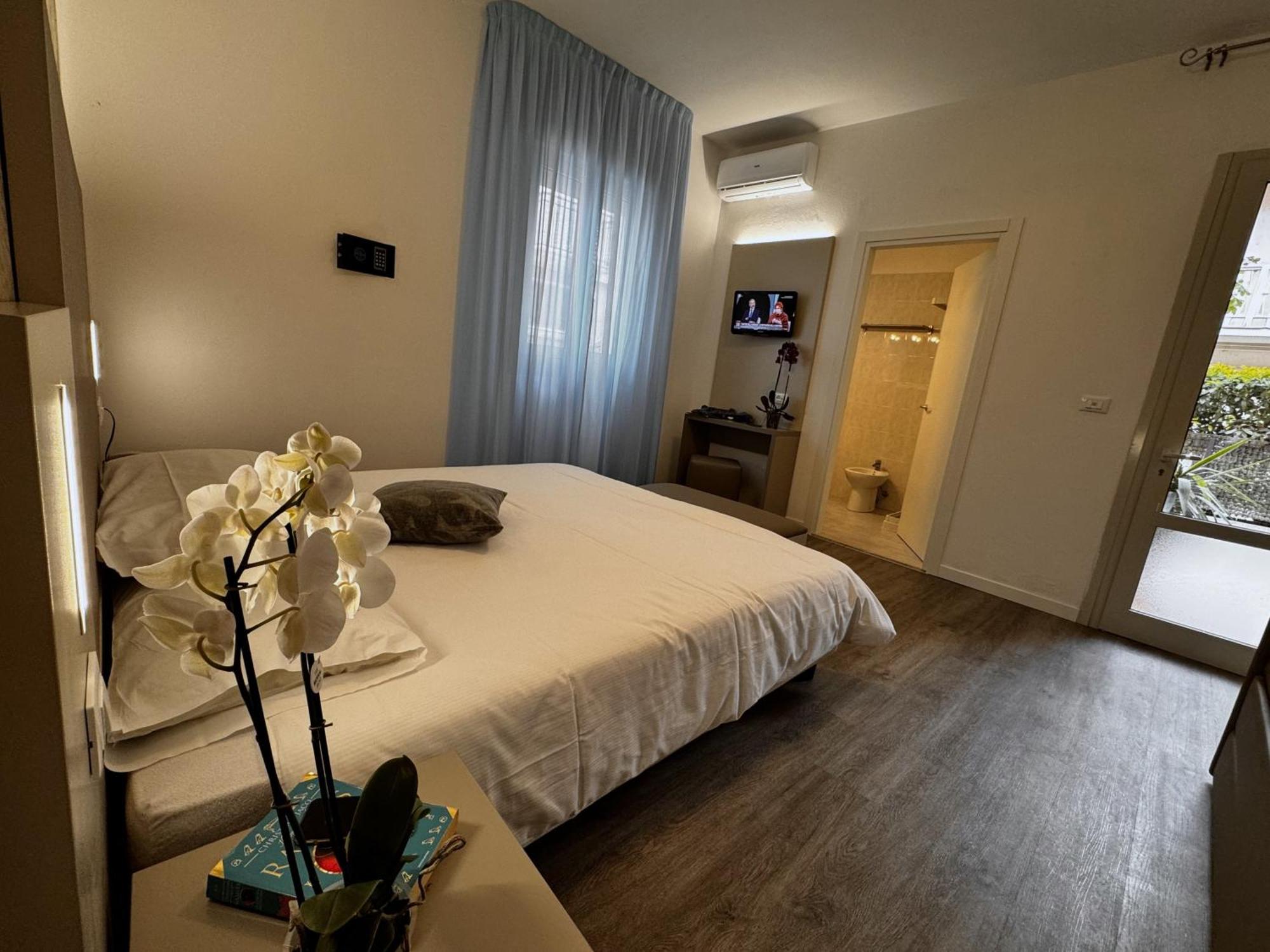 Premium Quadruple Room,1580195226:JPEG