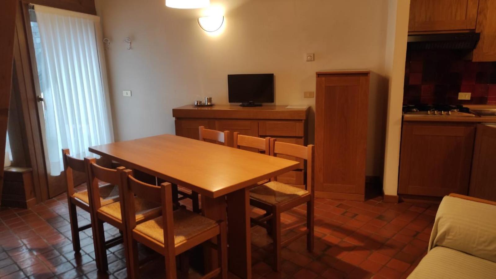 Maisonette,1589596790:JPEG