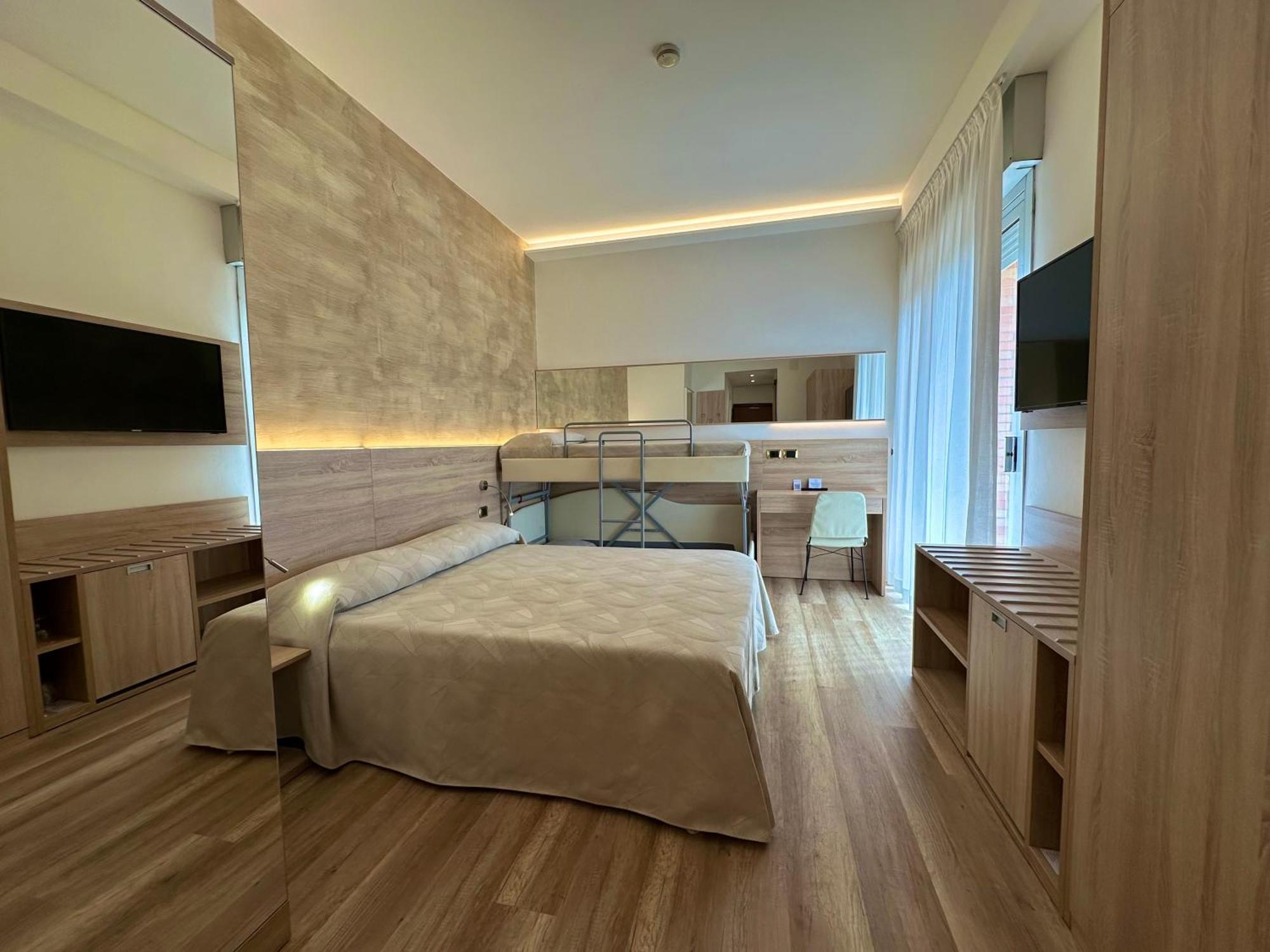 Superior Family Room (2 Adults + 2 Children),1679565960:JPEG