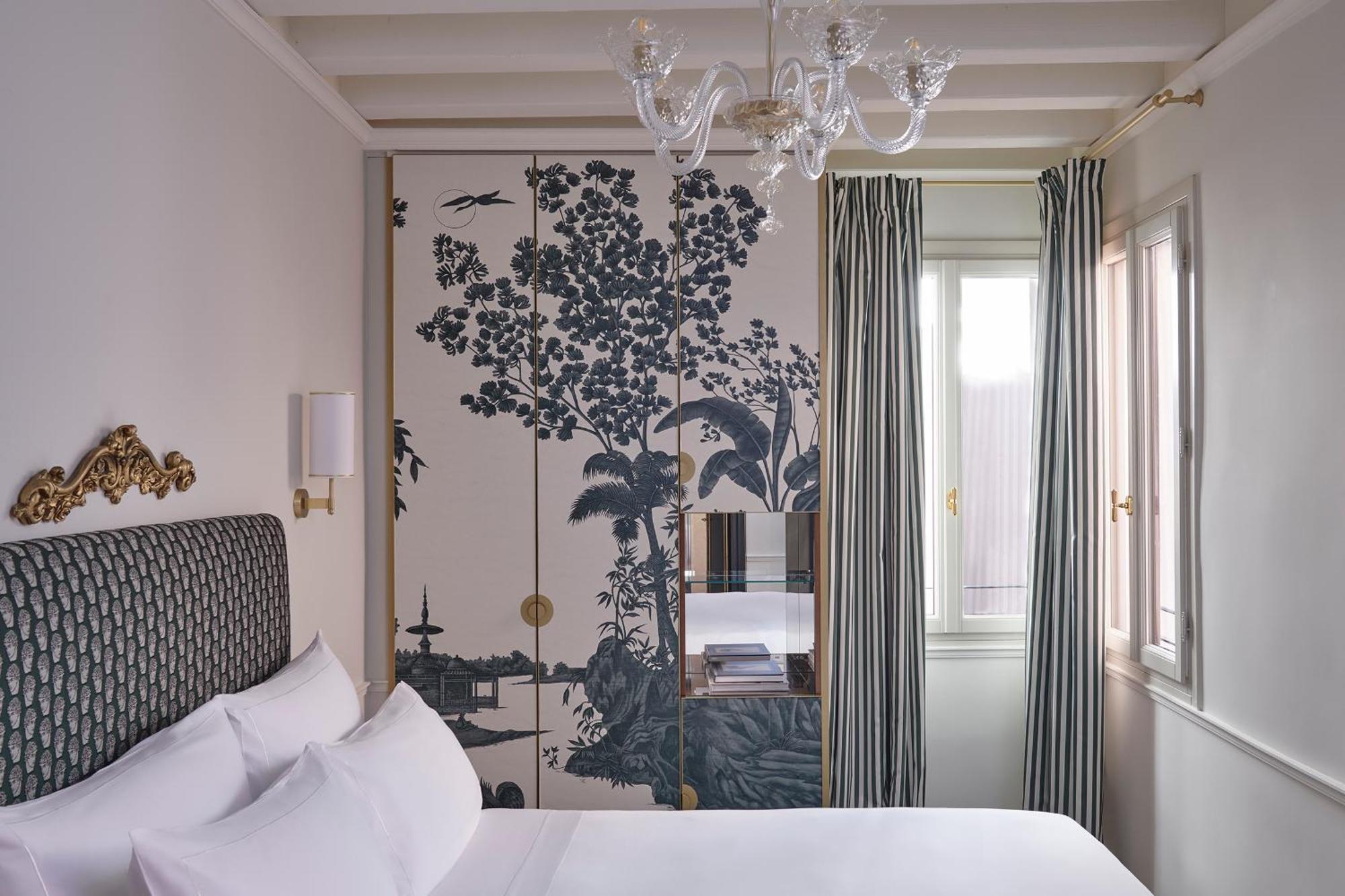 Classic Double Room,1756403769:JPEG