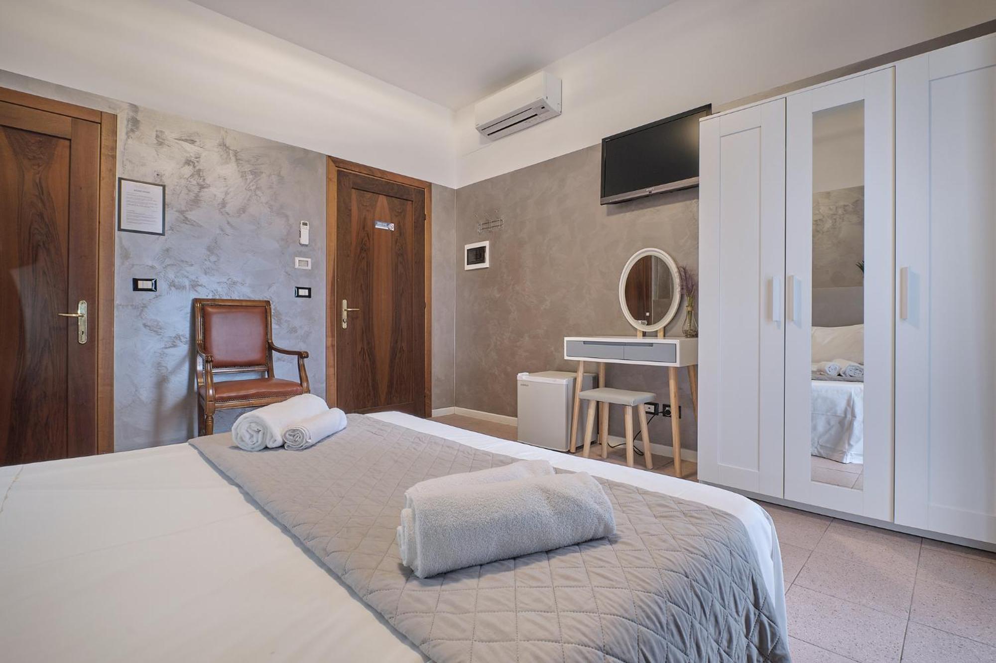Quarto Duplo com Banheiro Privativo