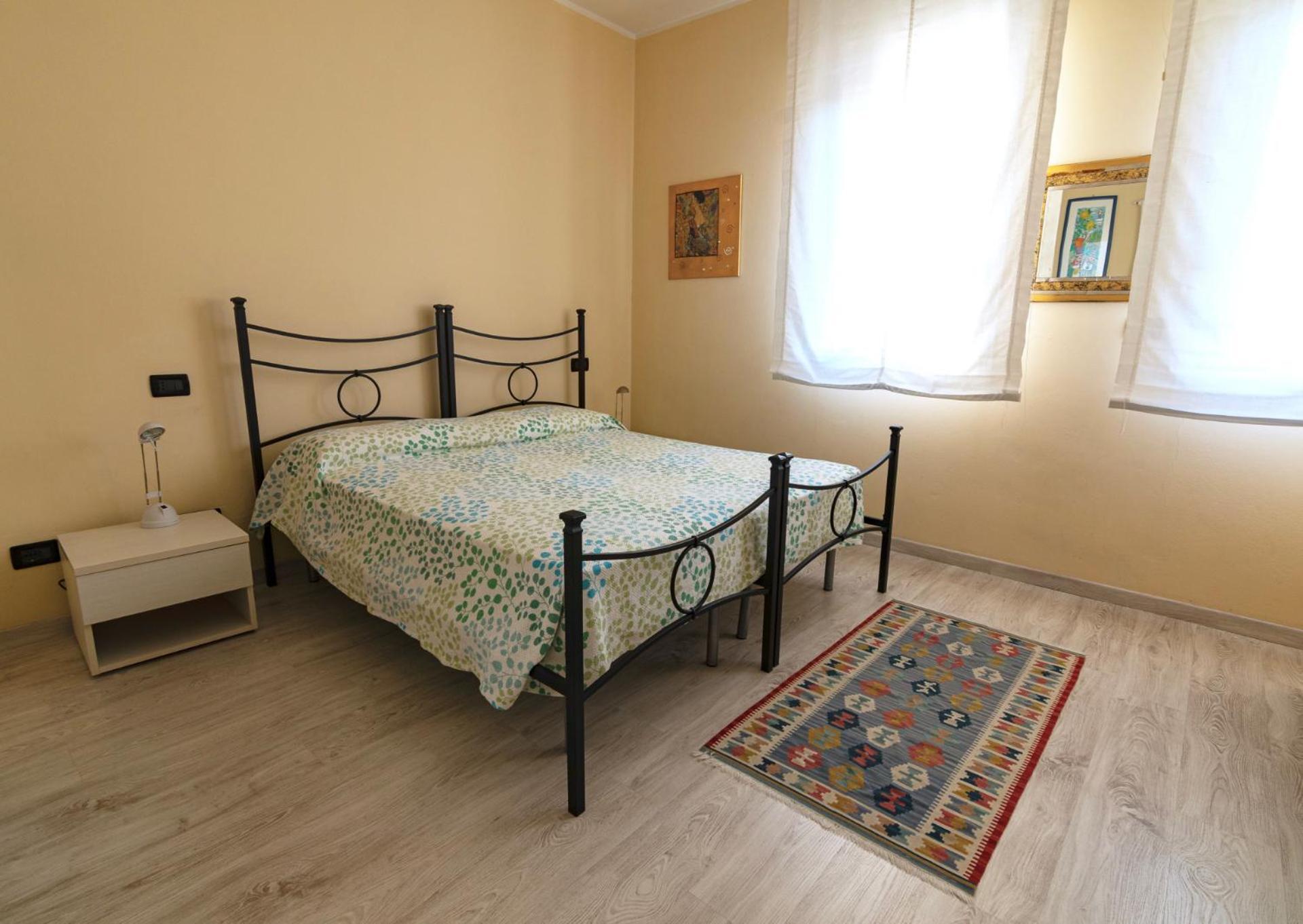Doppel- oder Zweibettzimmer