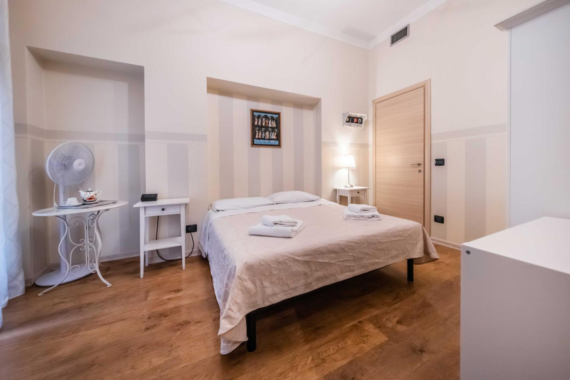 Quarto Duplo com Banheiro Privativo