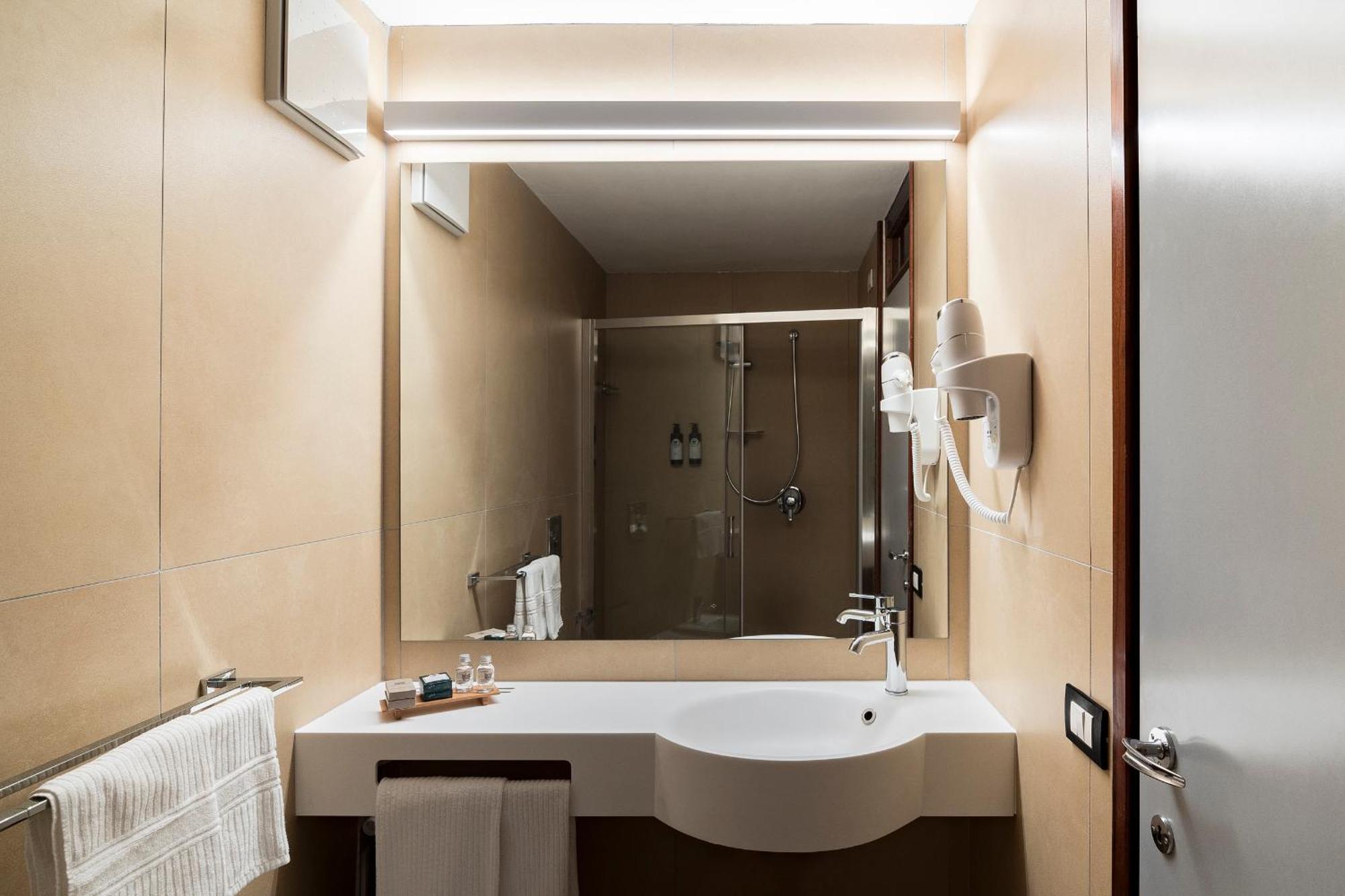 Double or Twin Room Spa Access,1646967373:JPEG