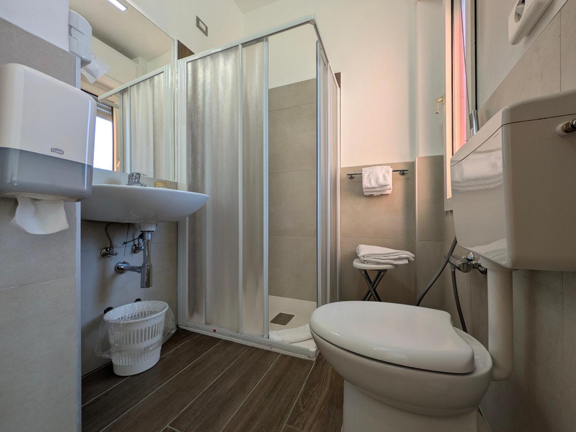 Quarto Duplo Econômico