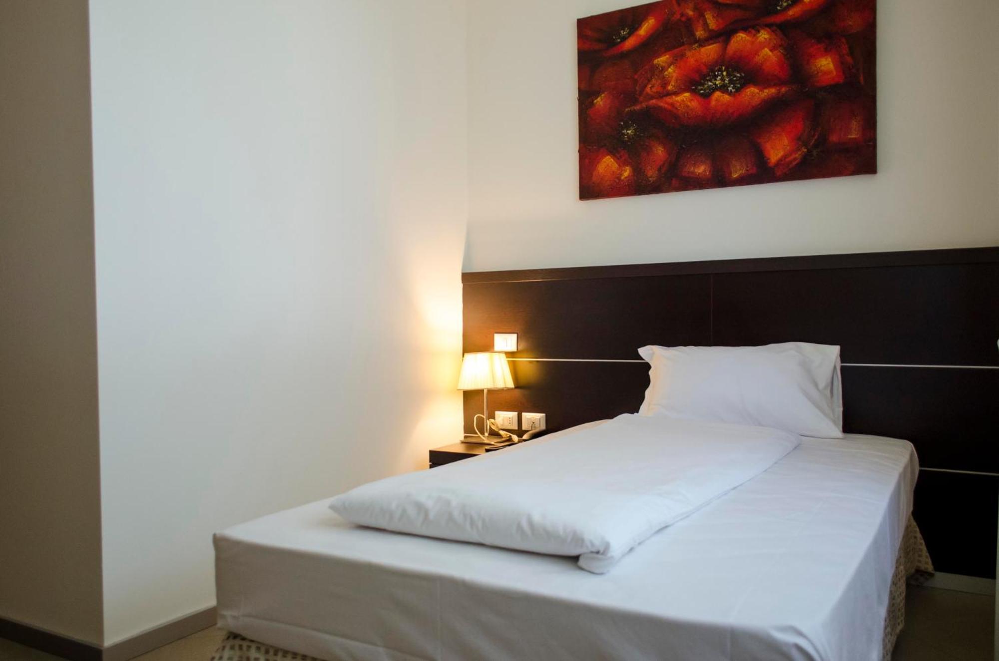 Single Room,1653533325:JPEG