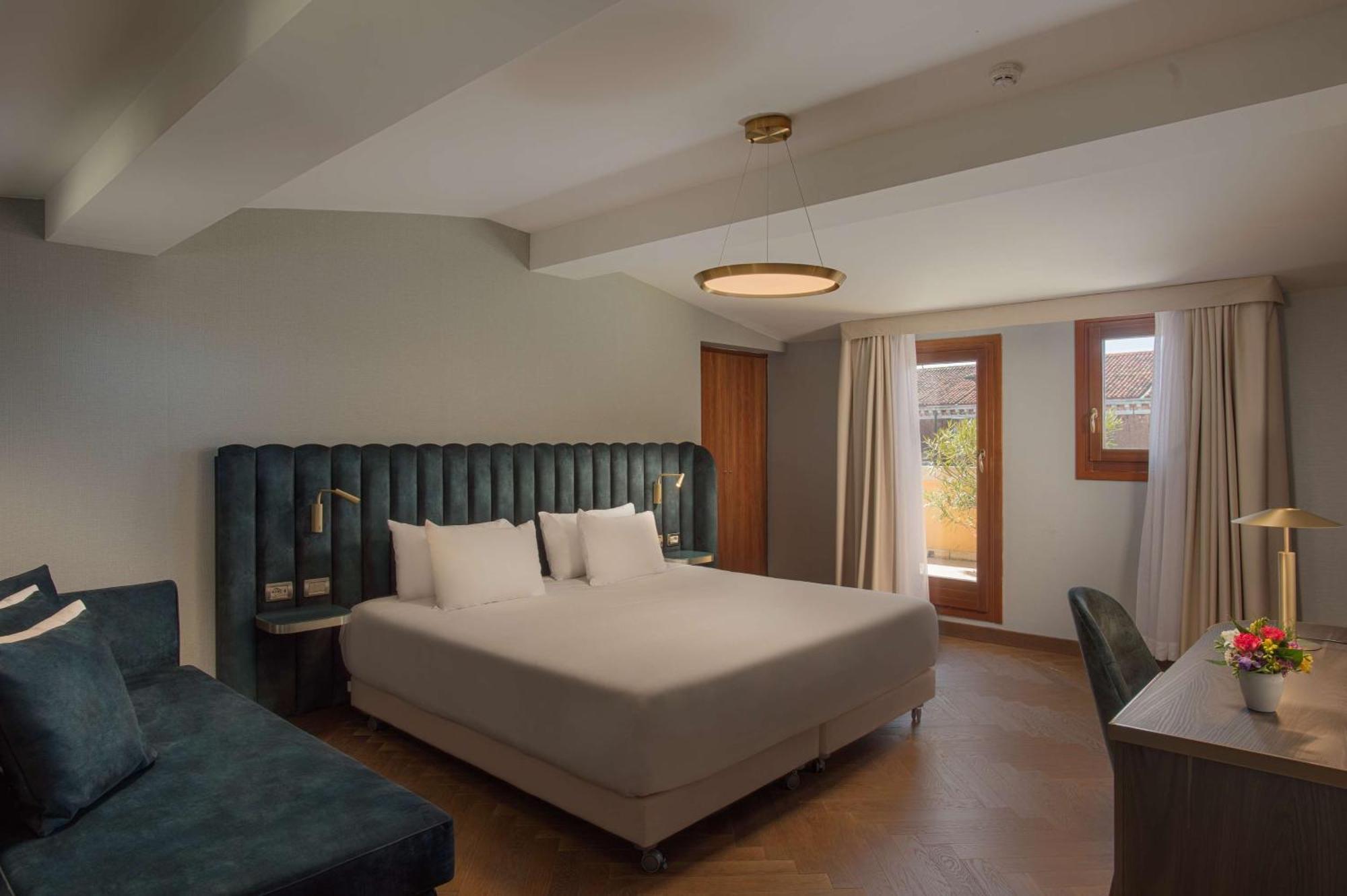 Superior Twin Room View