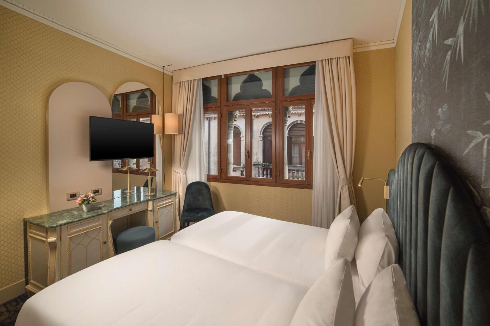 Superior Twin Room View