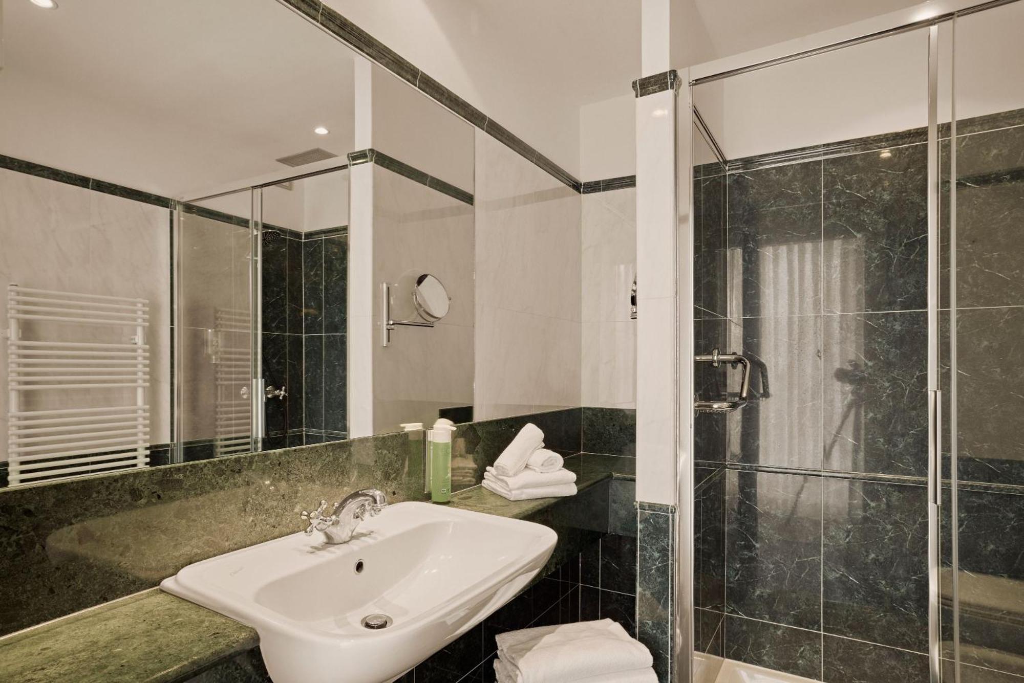 Deluxe Double Room Balcony