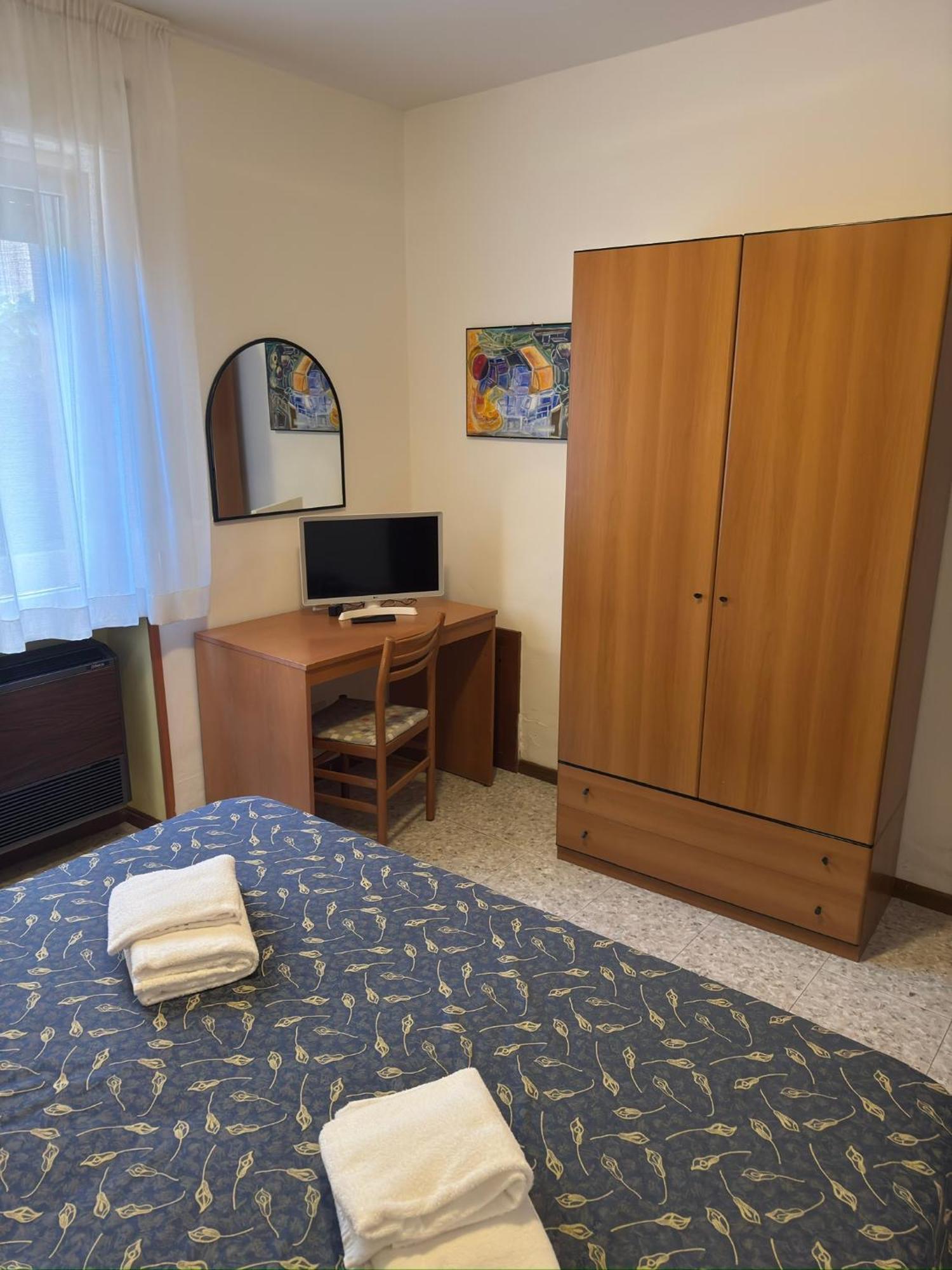 Economy Double Room