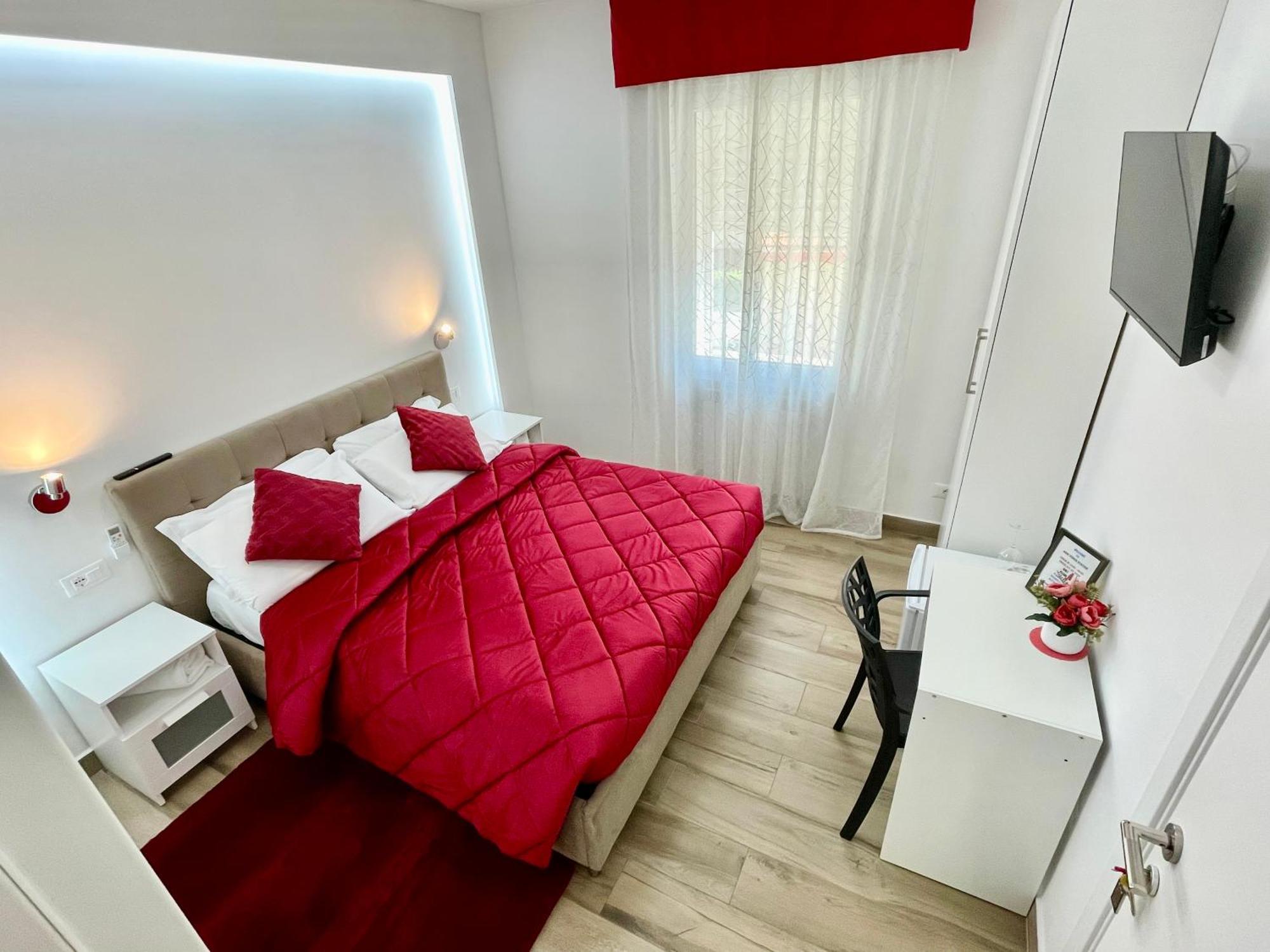 Double Room Private Bathroom