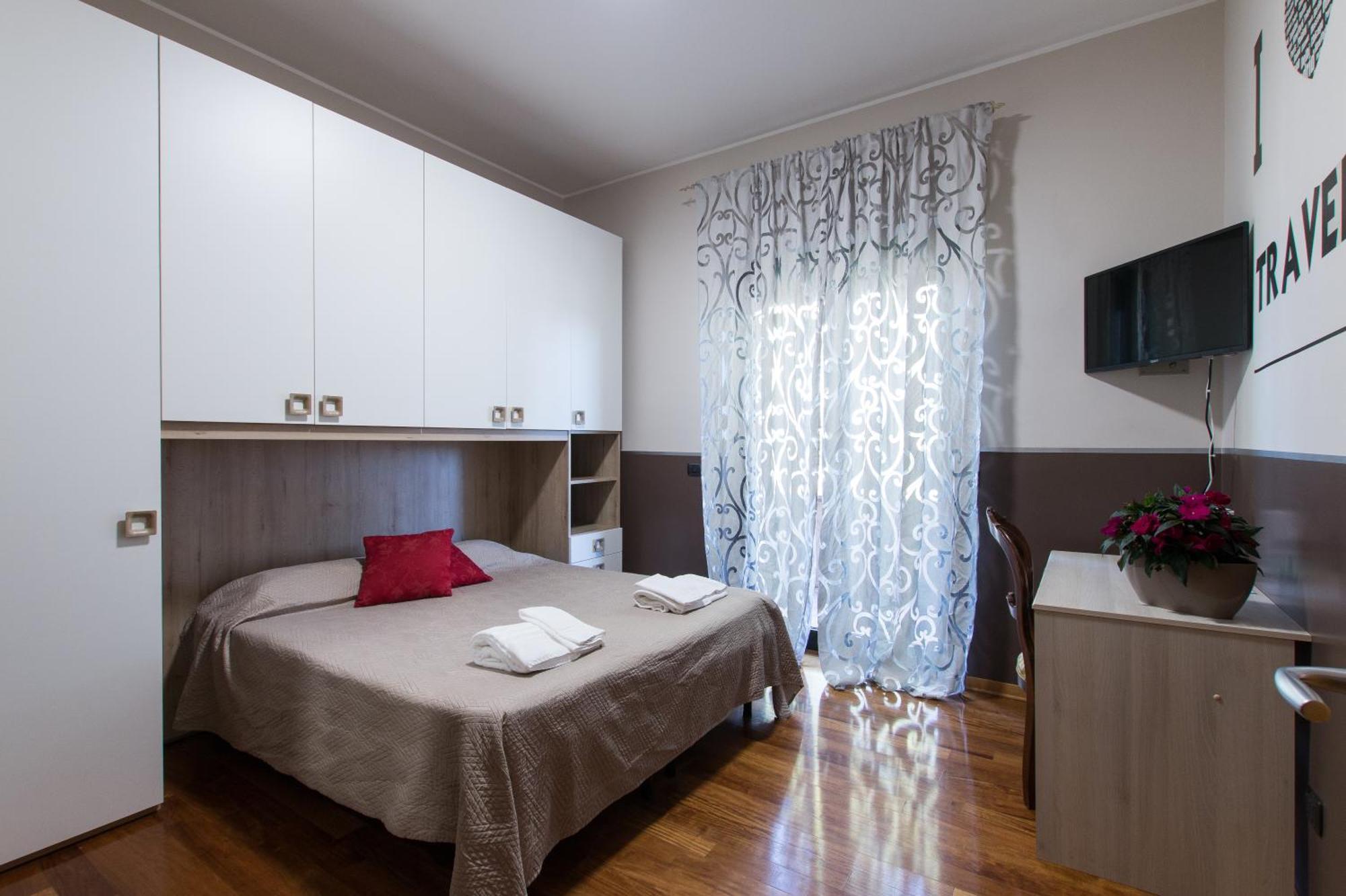 Camera Matrimoniale/Doppia con Letti Singoli con Bagno Privato