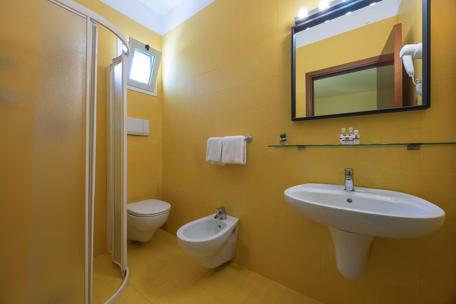 Classic Quadruple Room,1672601406:JPEG