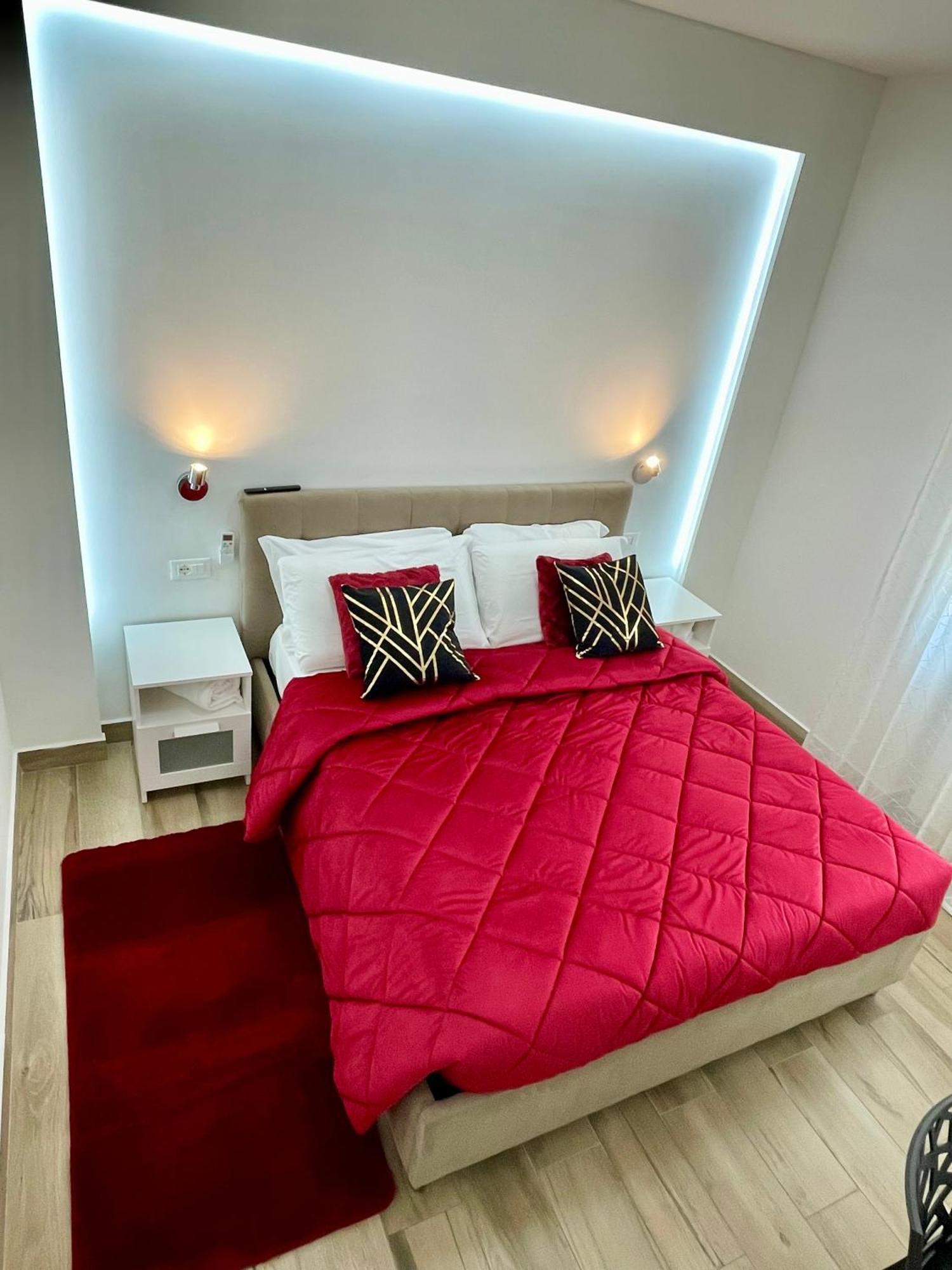 Double Room Private Bathroom