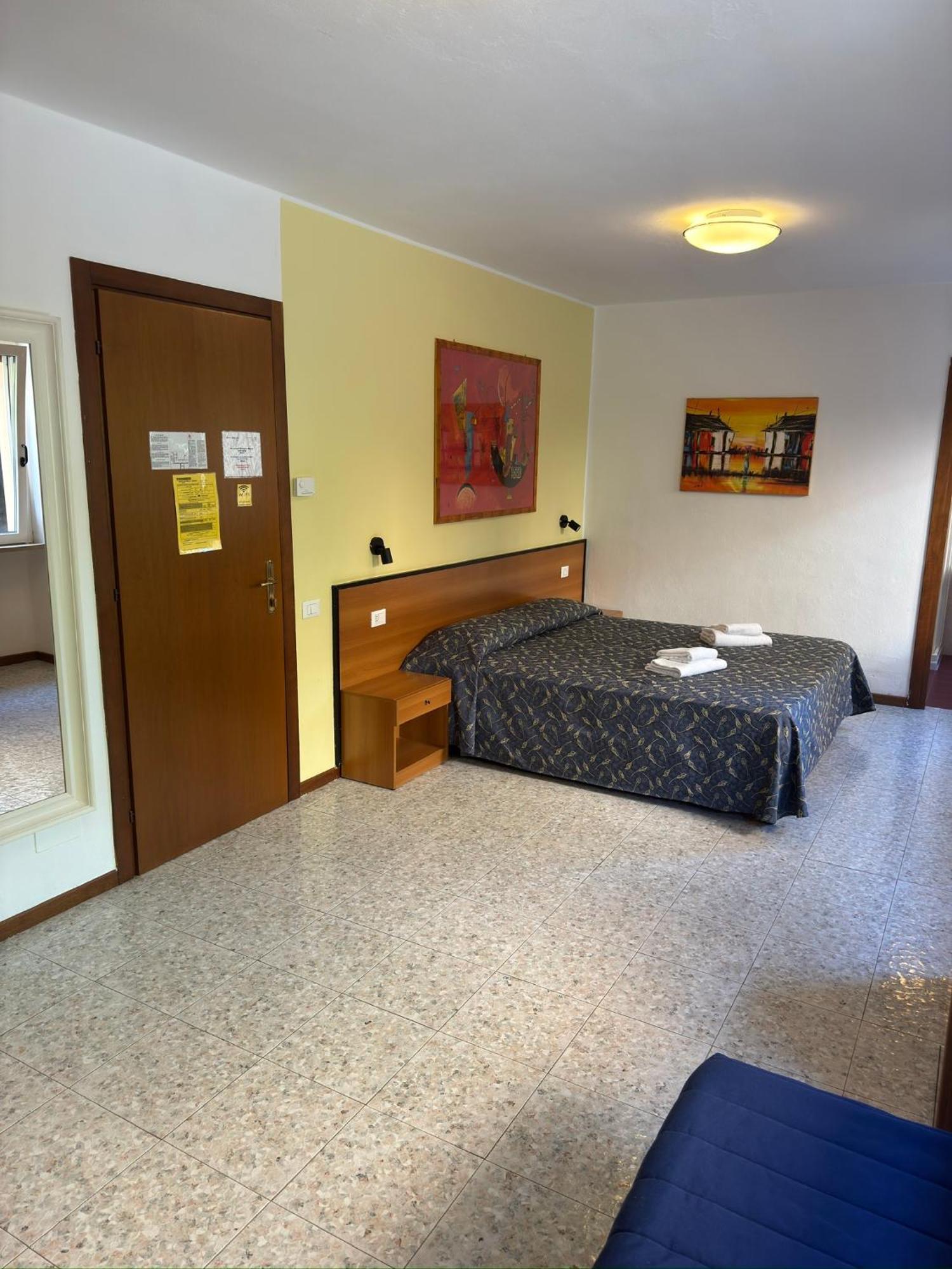 Economy Double Room