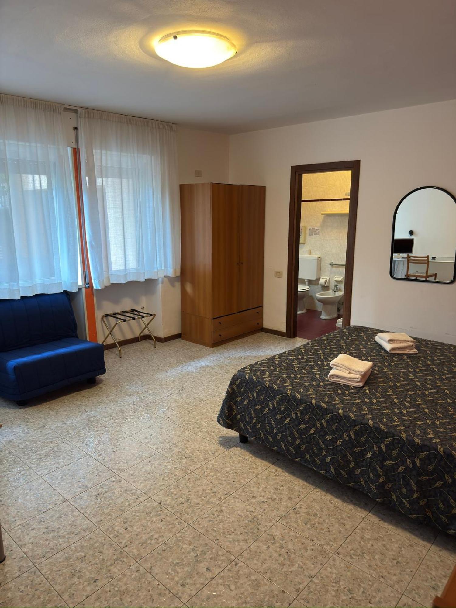 Economy Double Room