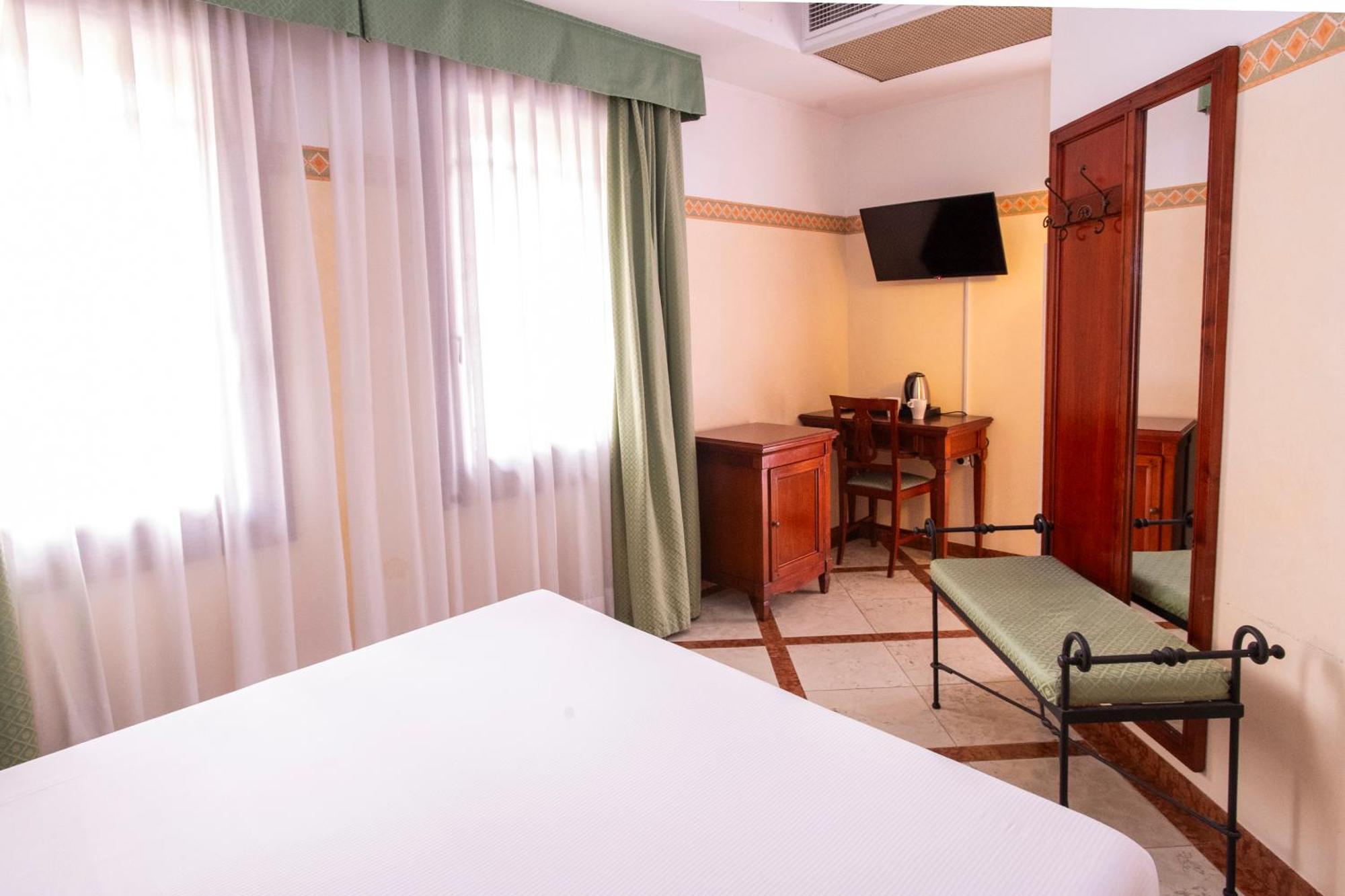 Economy Double Room,1695320134:JPEG