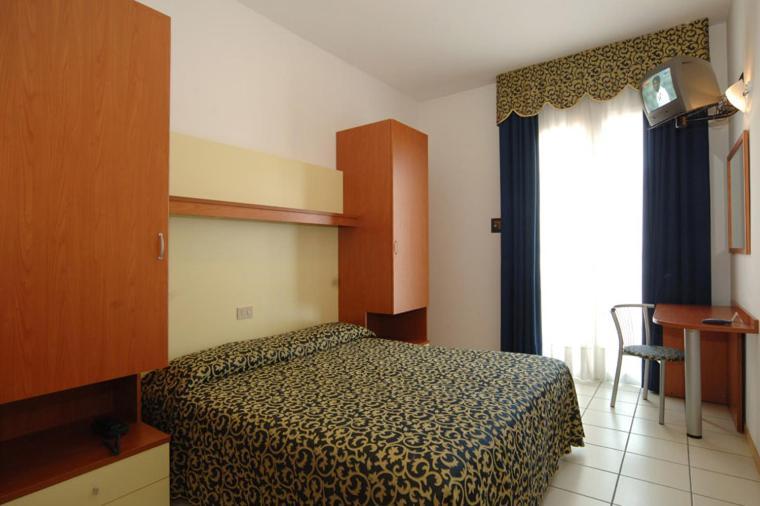 Triple Room,153588334:JPEG