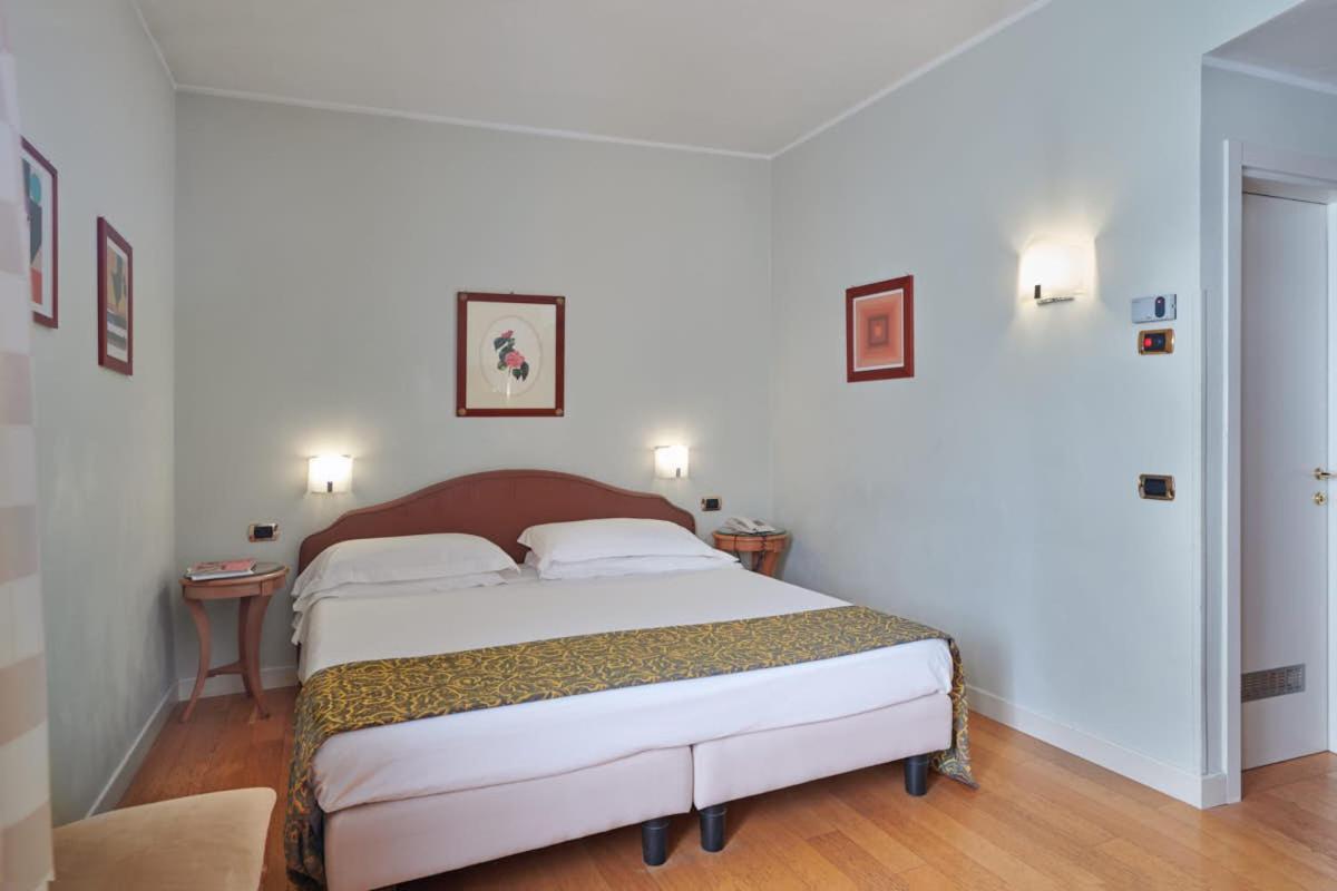 Classic Twin Room