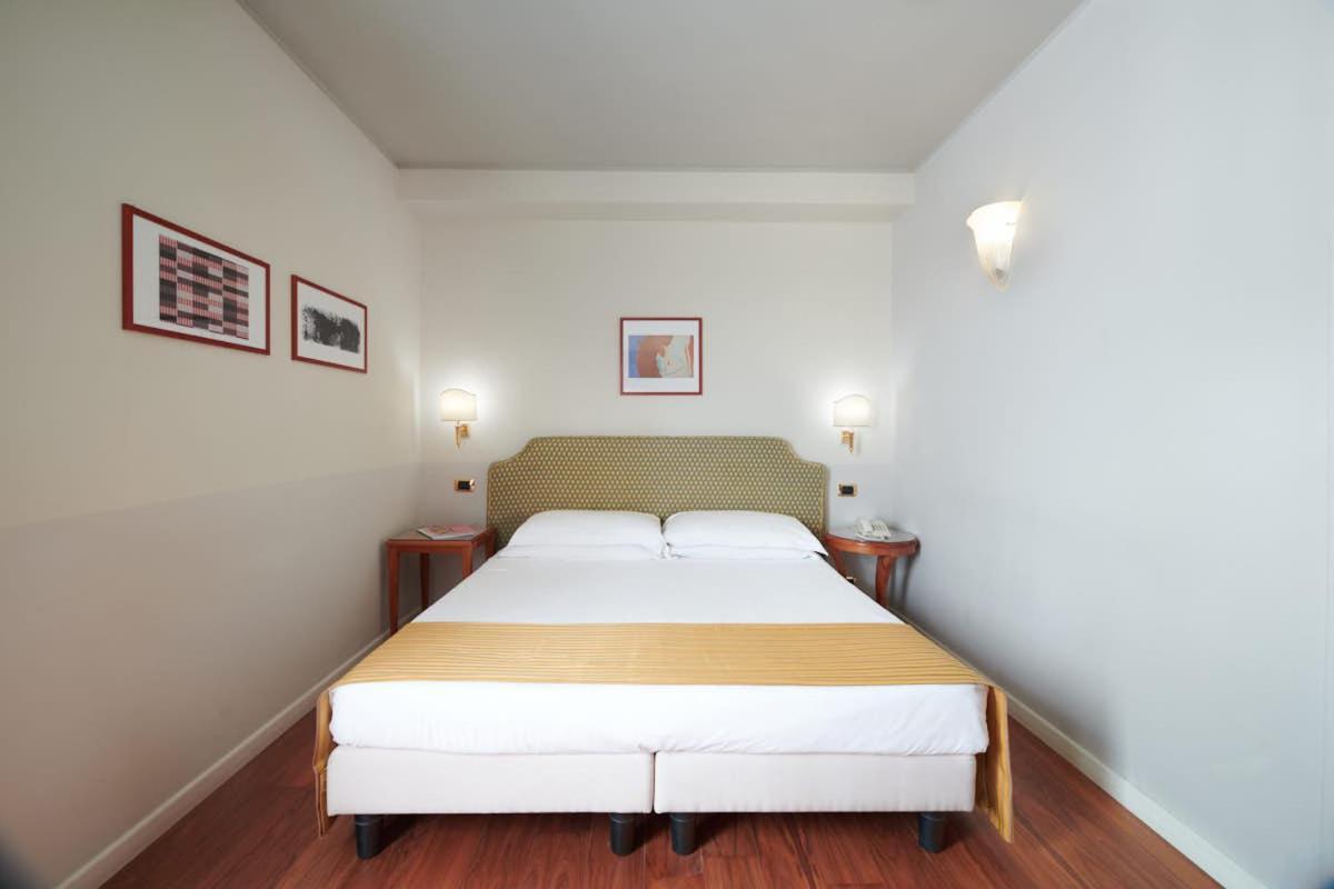 Classic Twin Room