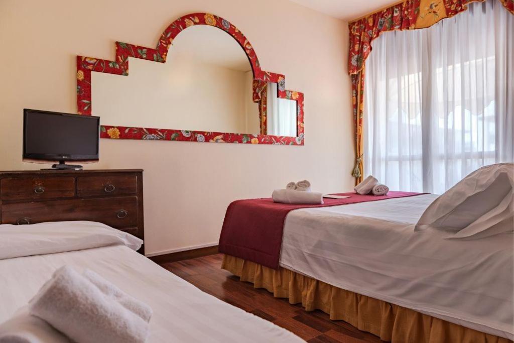 Standard Double or Twin Room Balcony