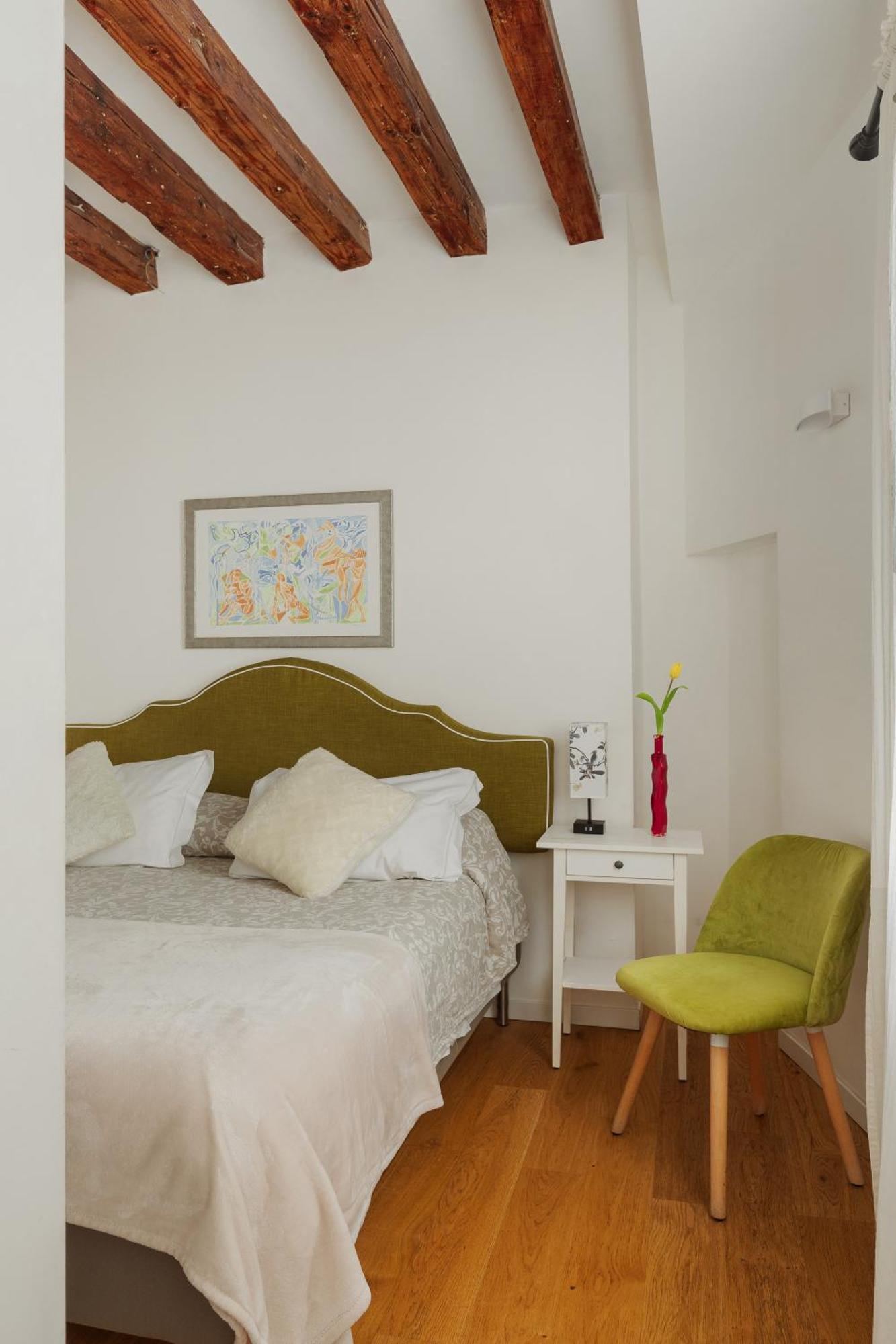 Double or Twin Room Private Bathroom