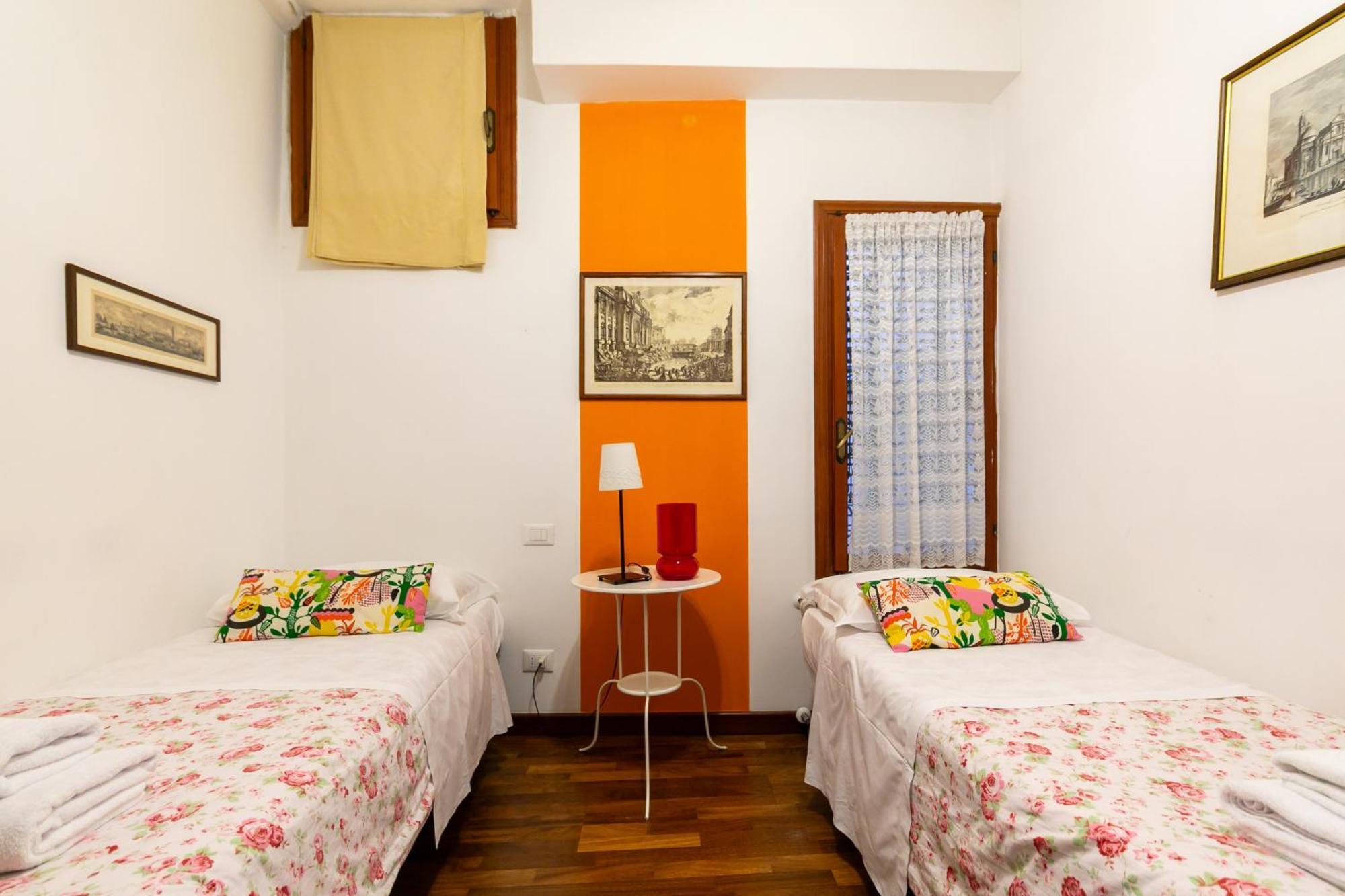 Ca' Visconti Two-Bedroom Apartment Cannaregio 4101