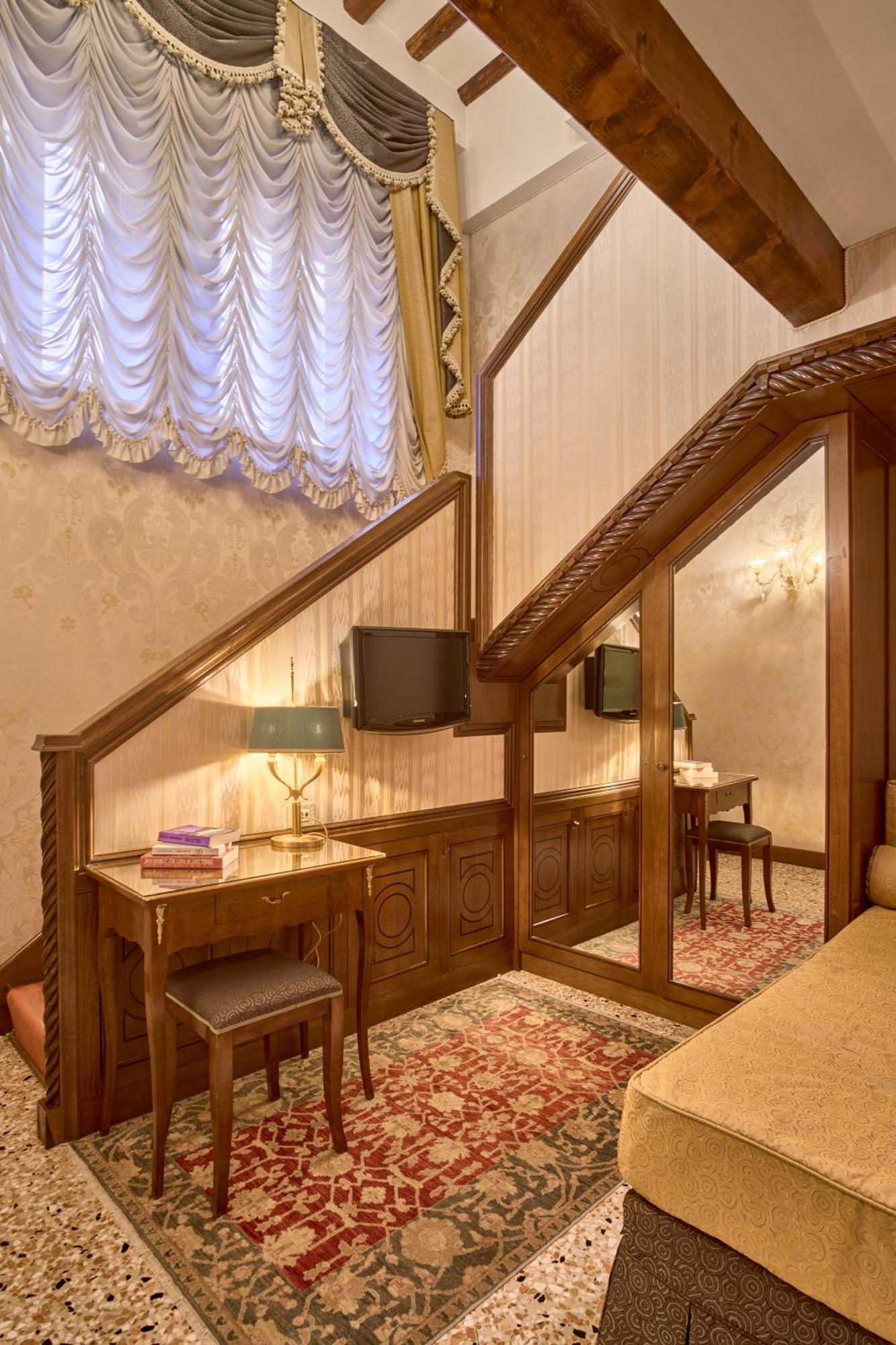 Superior Triple Room with Full Breakfast