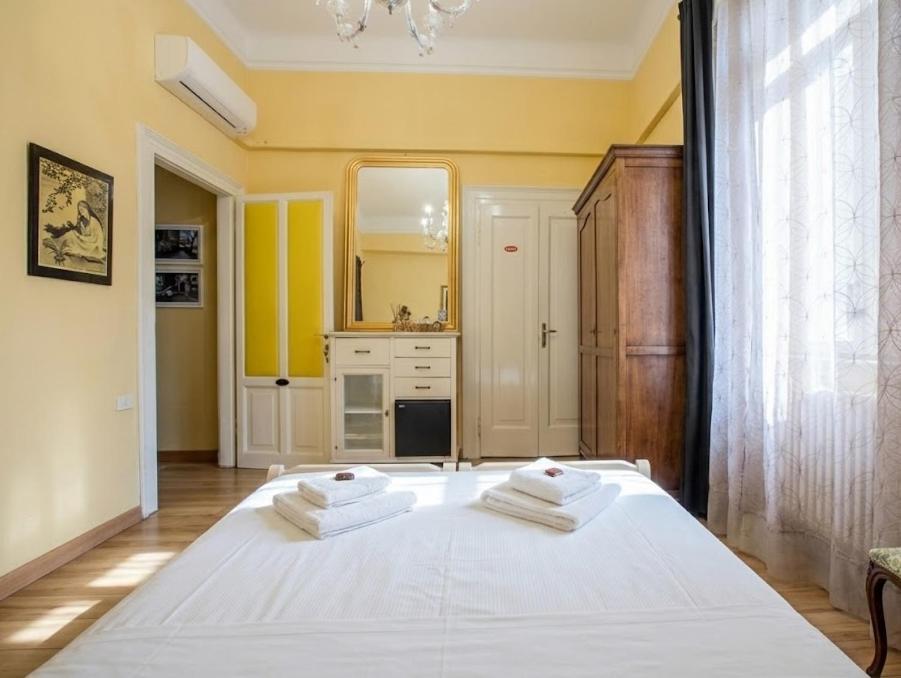 Doppel-/Zweibettzimmer mit eigenem Bad