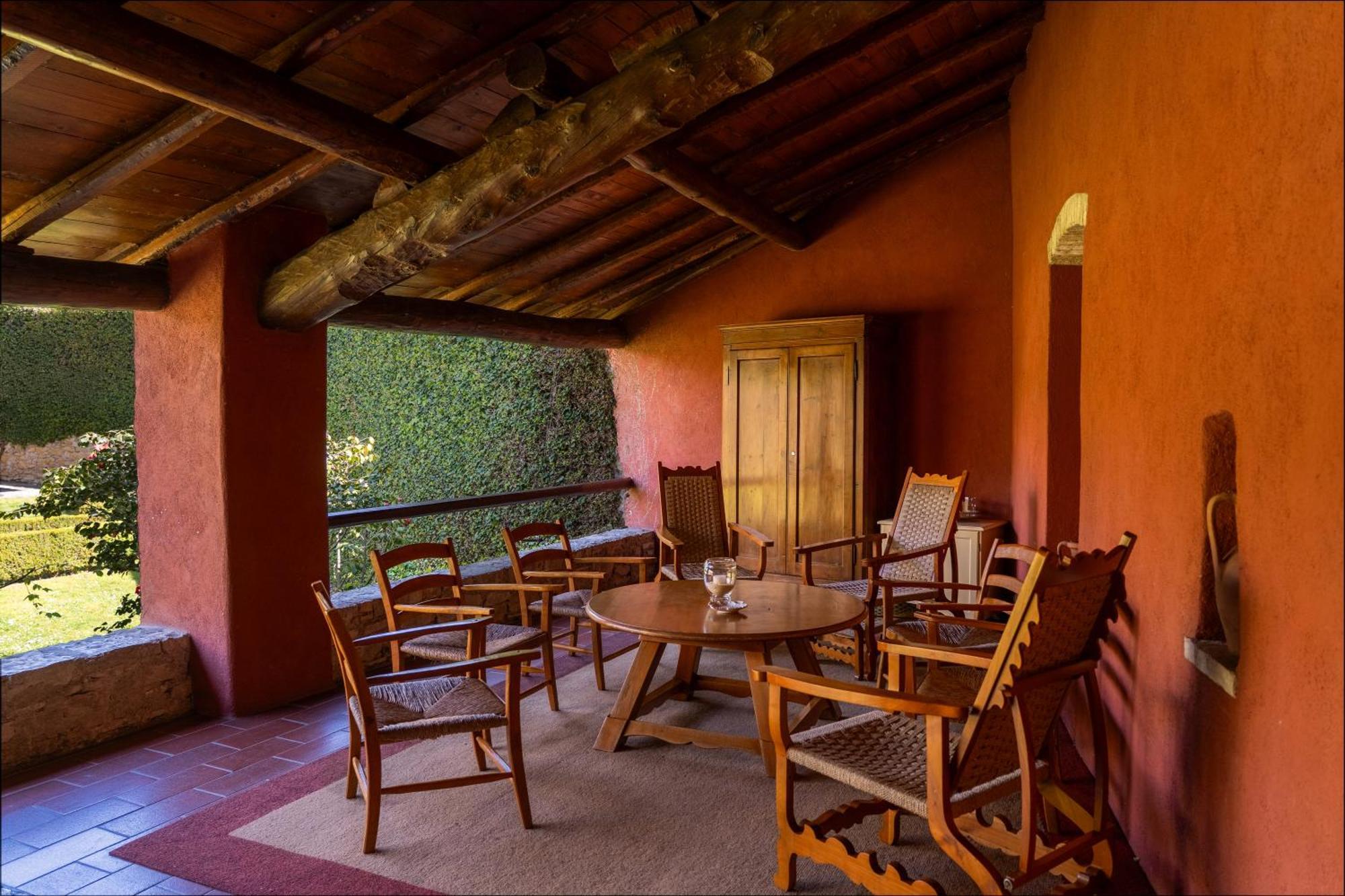 Deluxe Suite Lake View