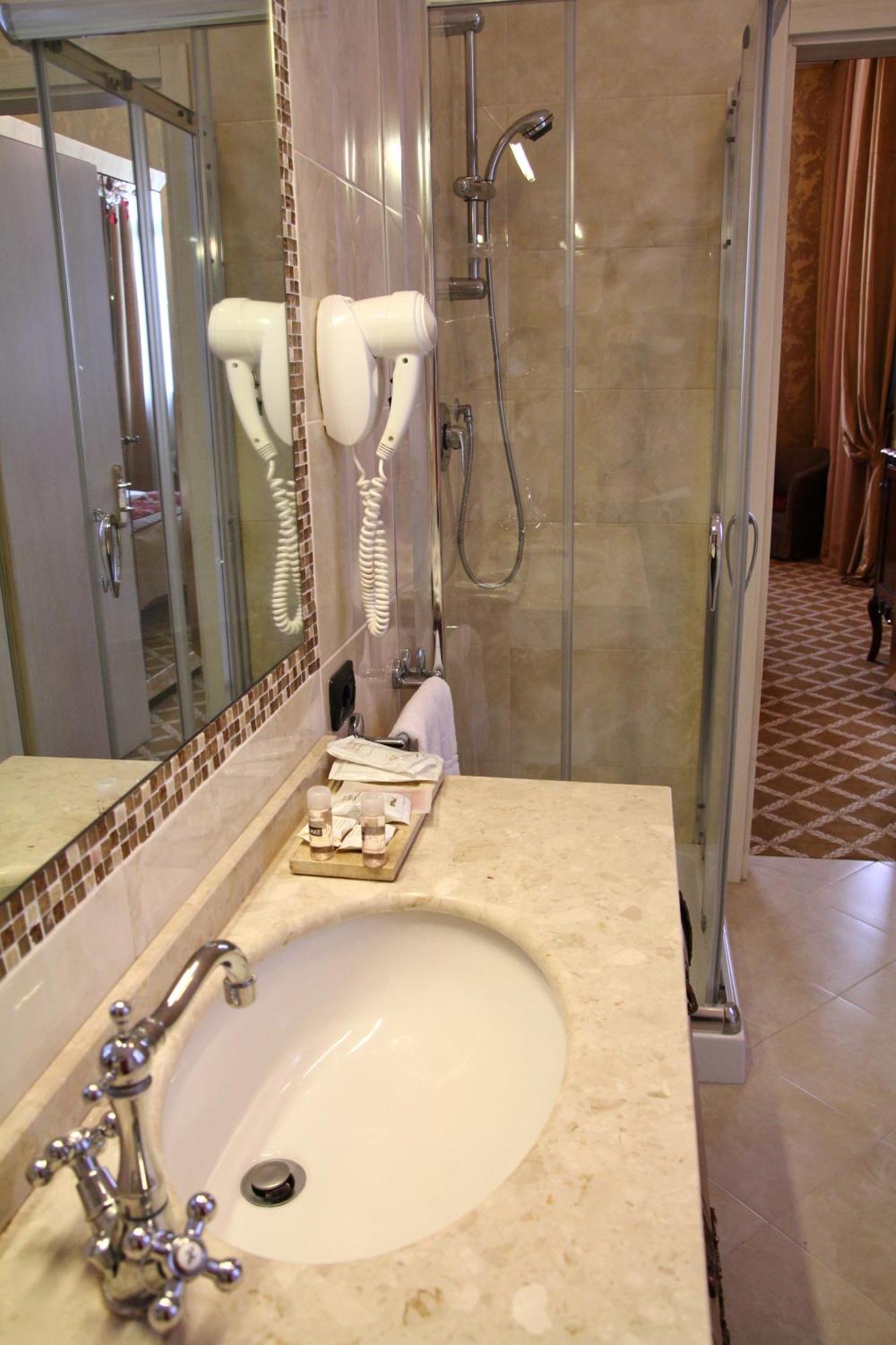 Double or Twin Room,199511758:JPEG