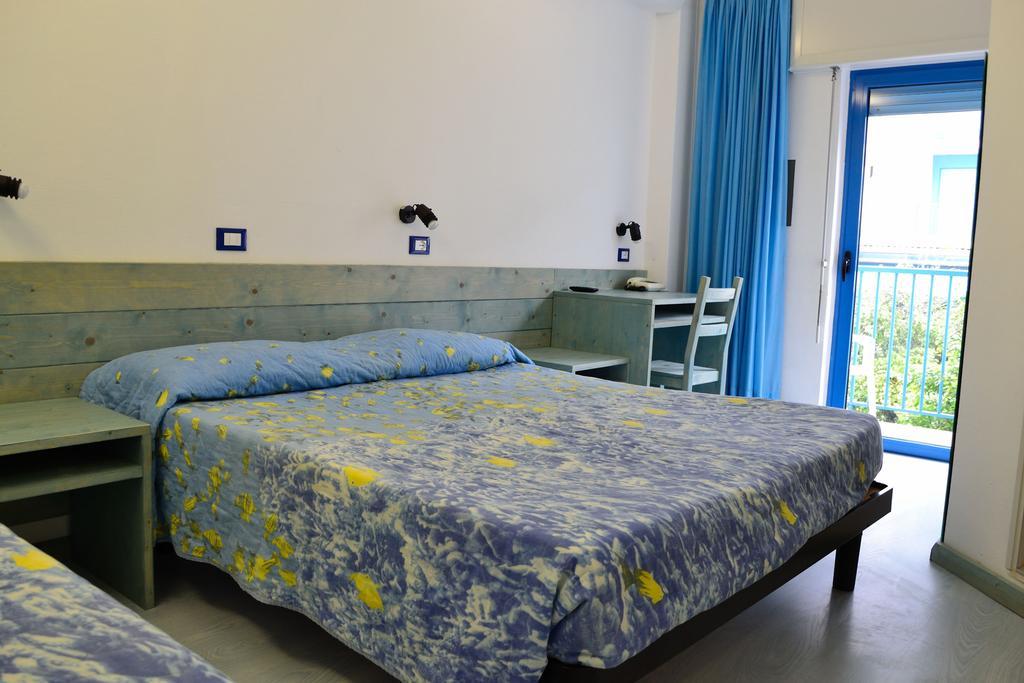 Chambre Double ou Lits Jumeaux avec Balcon - Vue sur Mer