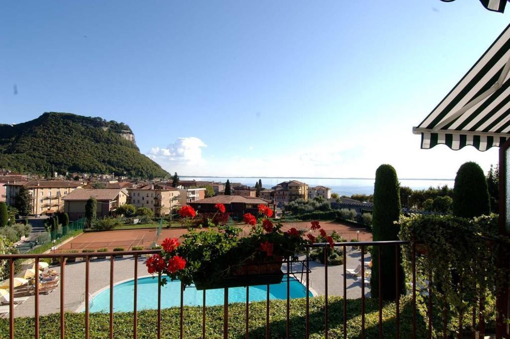 Superior Double or Twin Room Lake View