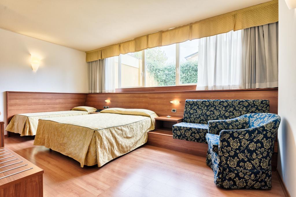 Zimmer für 5 Personen
