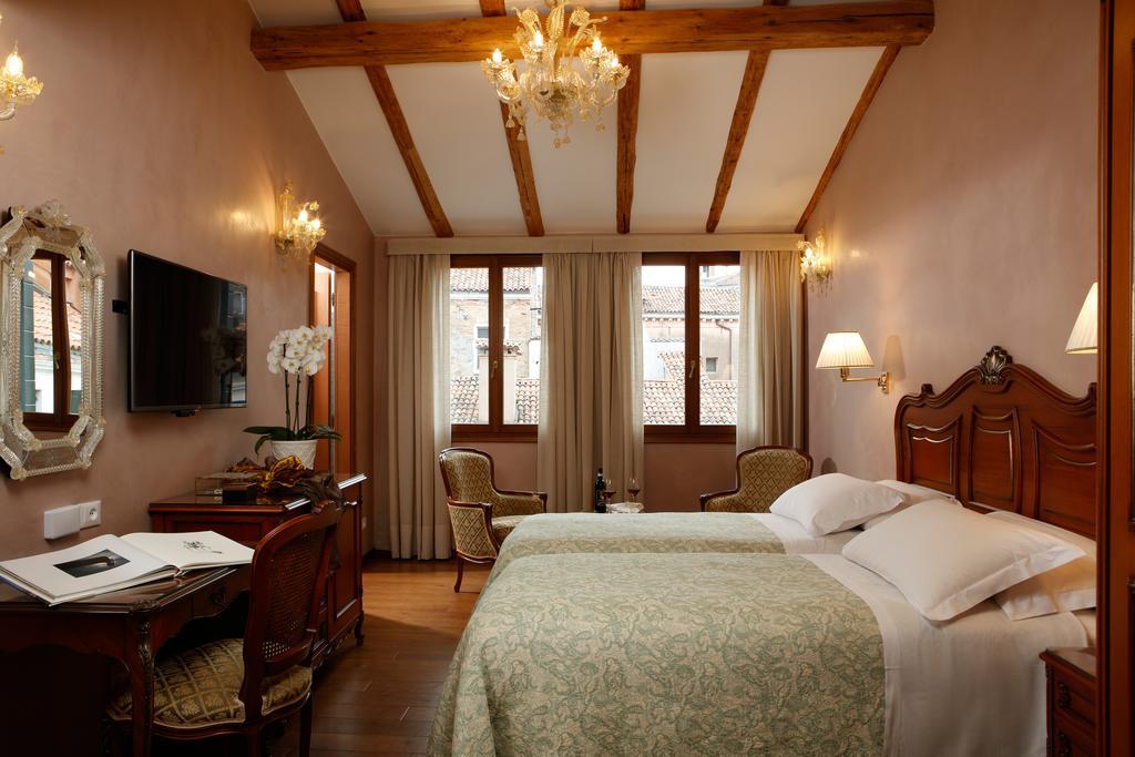 Junior Suite,1012179649:JPEG