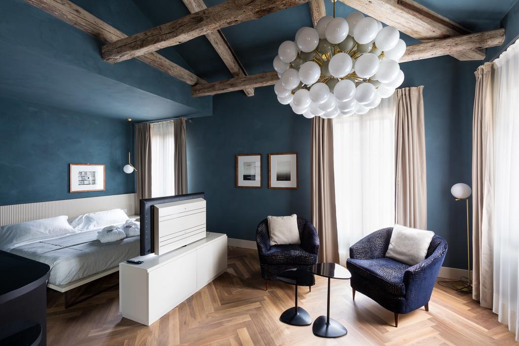 Suite King com Vista Canal e Spa