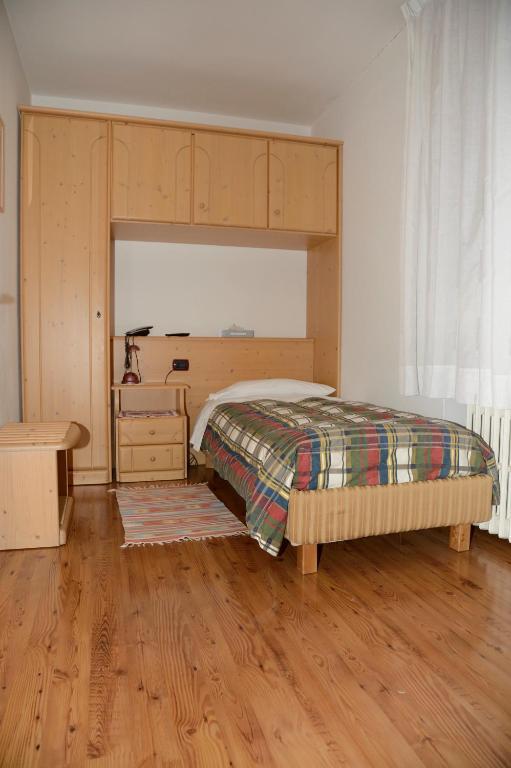 Single Room,40381642:JPEG