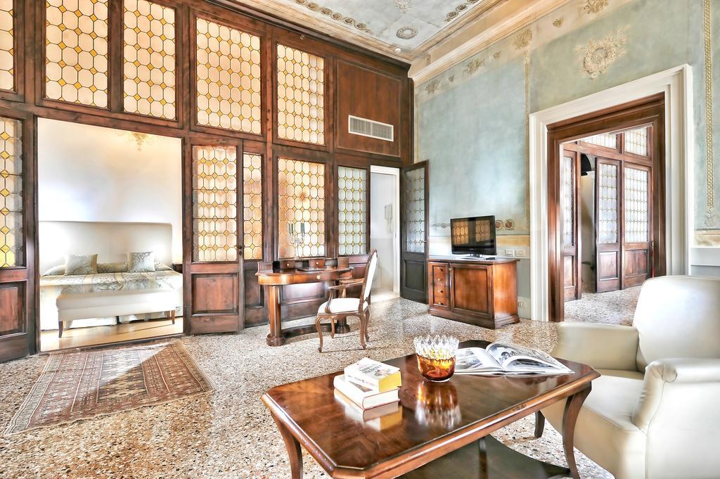 Suite Balcony