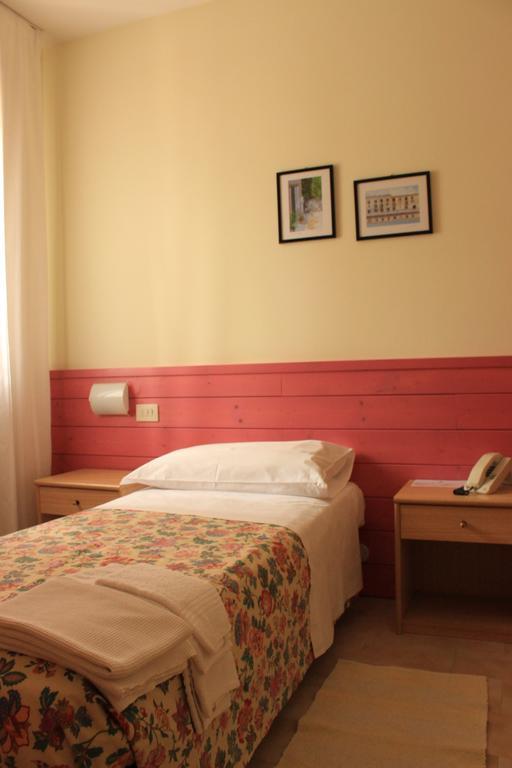 Single Room,1589544924:JPEG