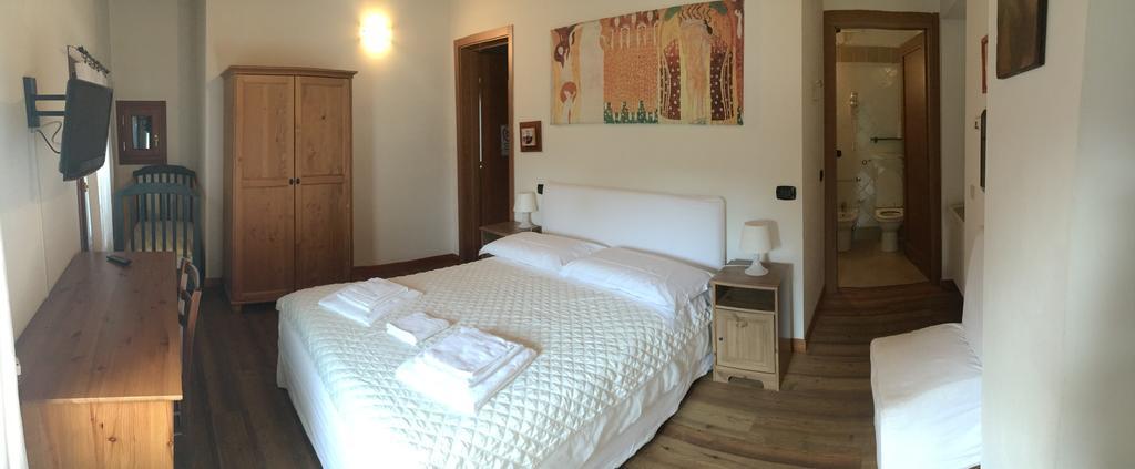 Quarto Família Clássico