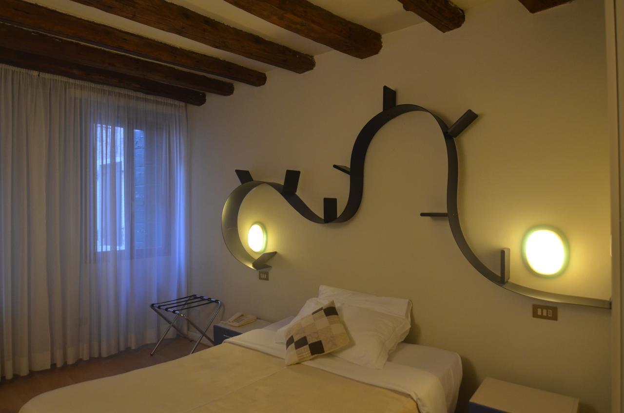 Chambre Simple avec Salle de Bains Privative