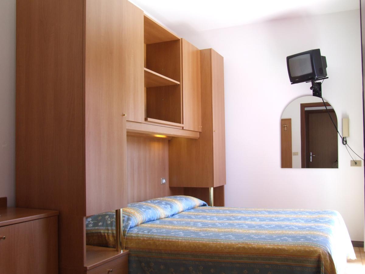 Double Room,544196994:JPEG