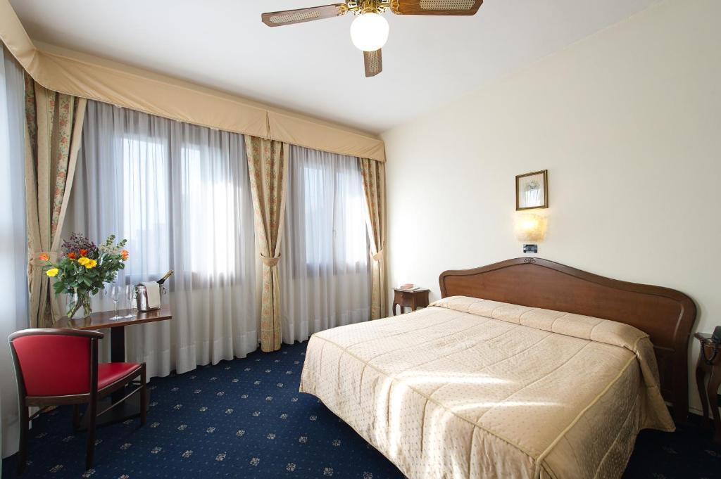 Chambre Double ou Lits Jumeaux Standard