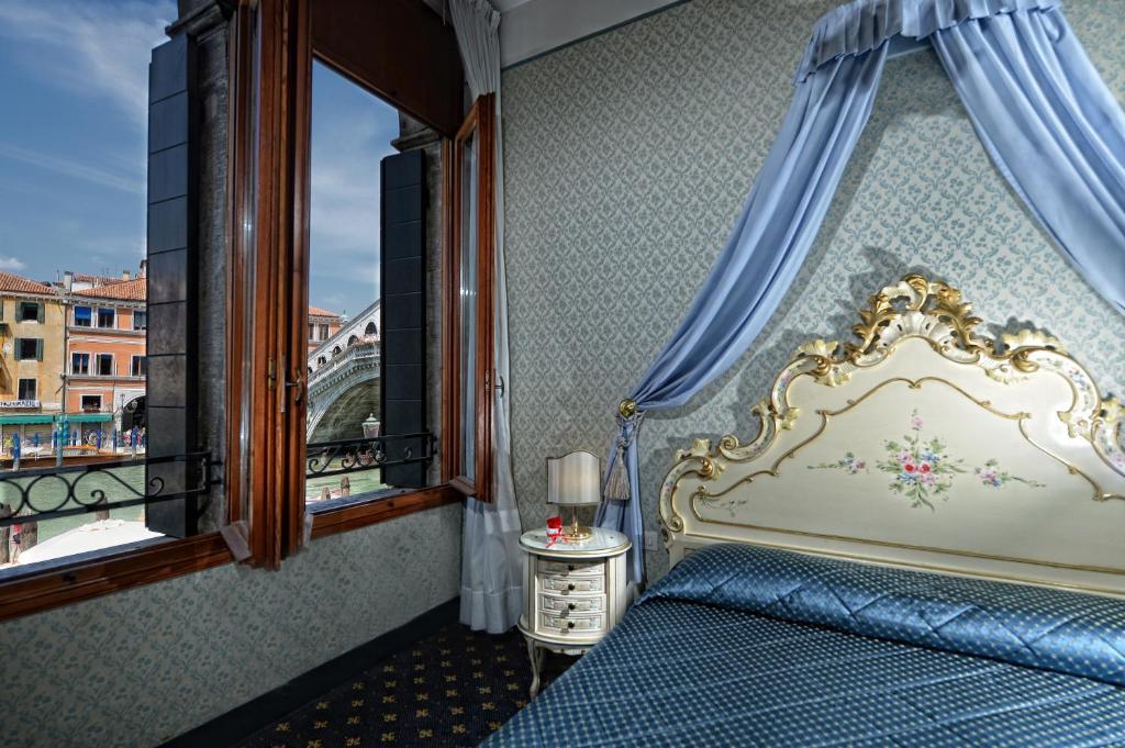Double Room Grand Canal View no smoking