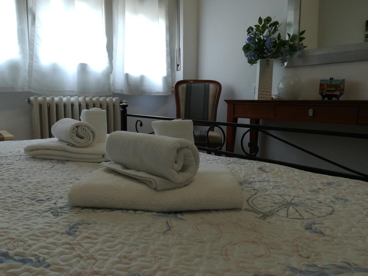 Doppelzimmer mit eigenem externen Bad