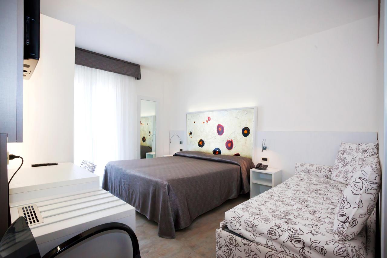 Triple Room with Sea View,640964292:JPEG