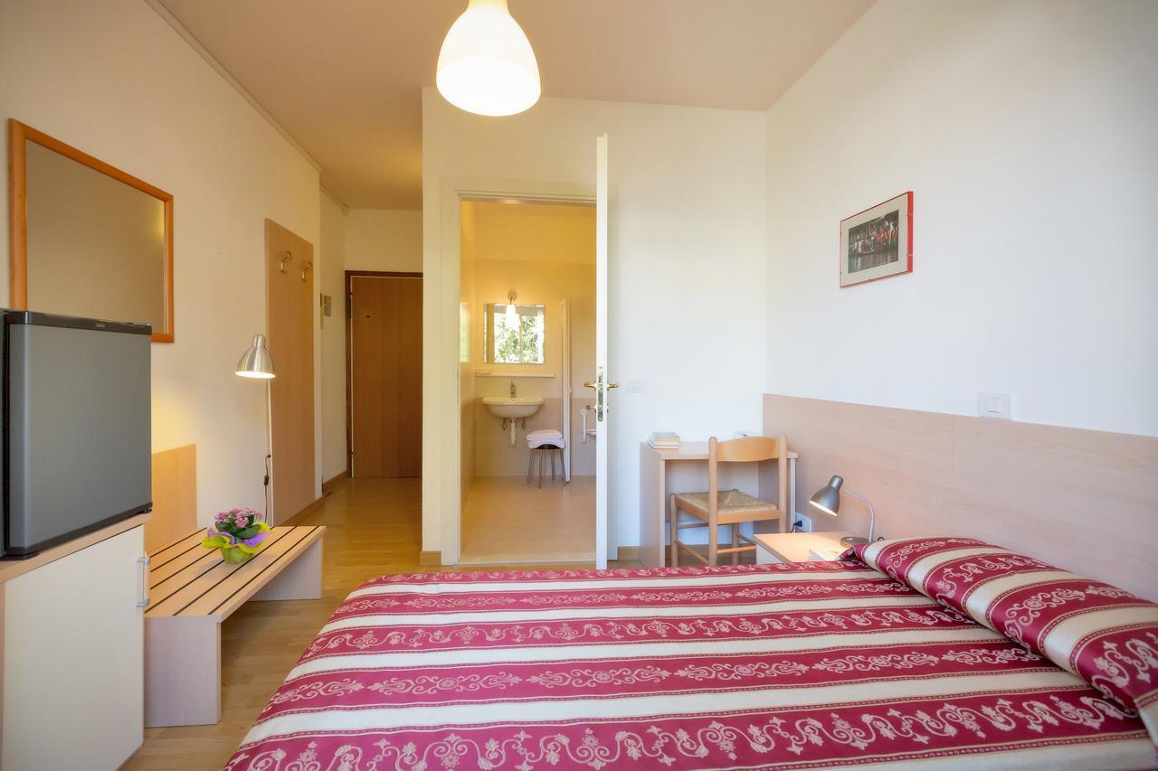 Comfort Single Room,646454481:JPEG